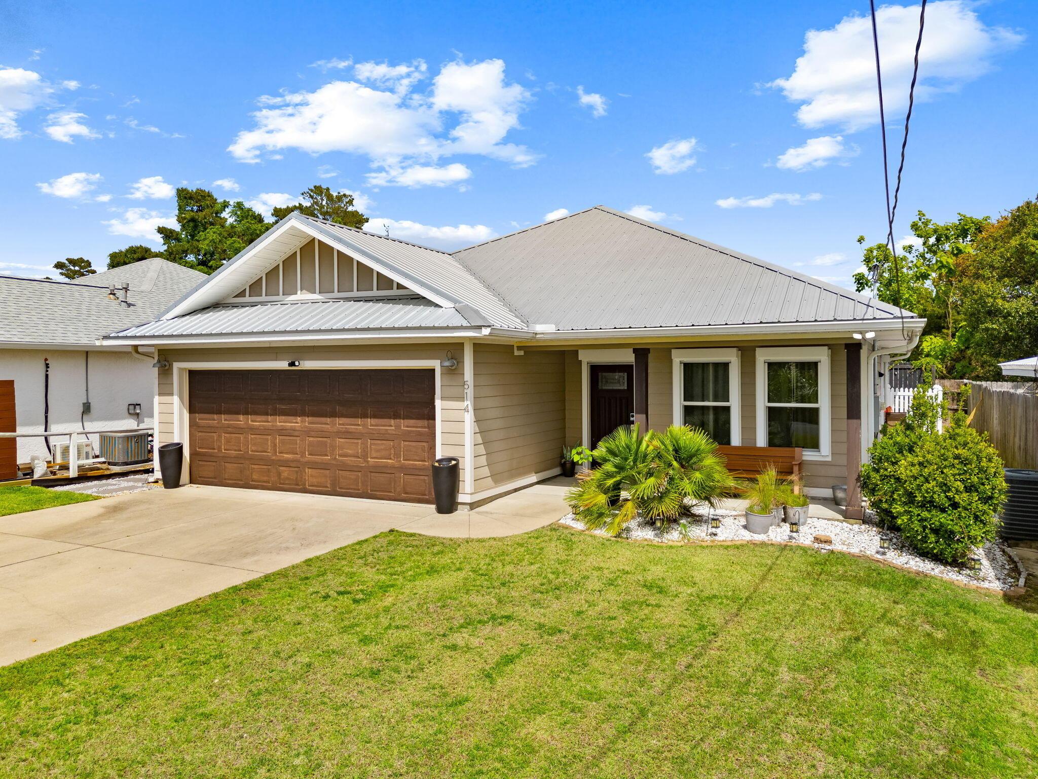 Lake Powell Dr, Panama City Beach, FL 32413