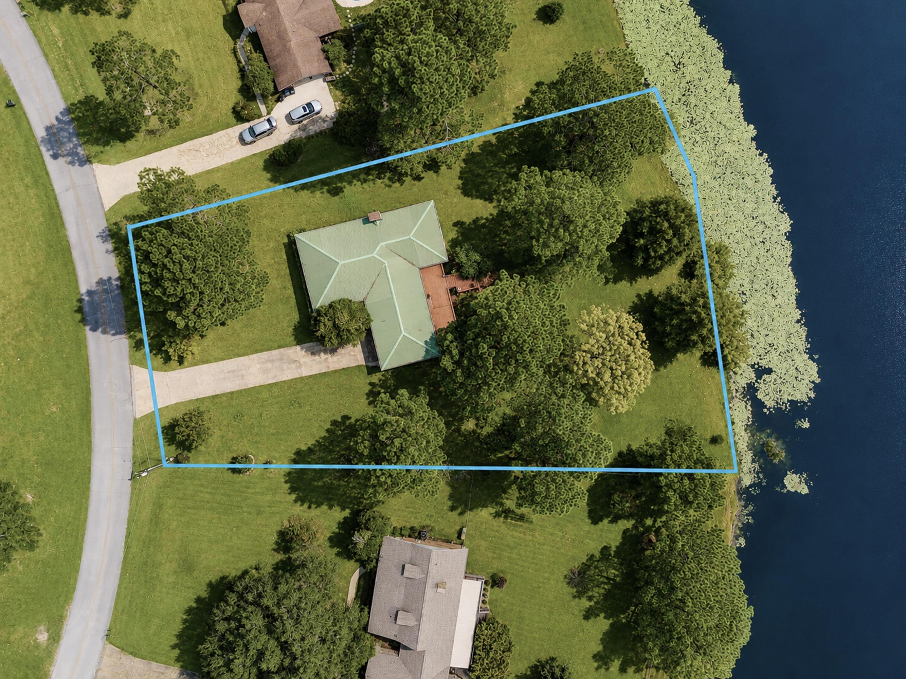 Pinewood Dr, Defuniak Springs, FL 32433