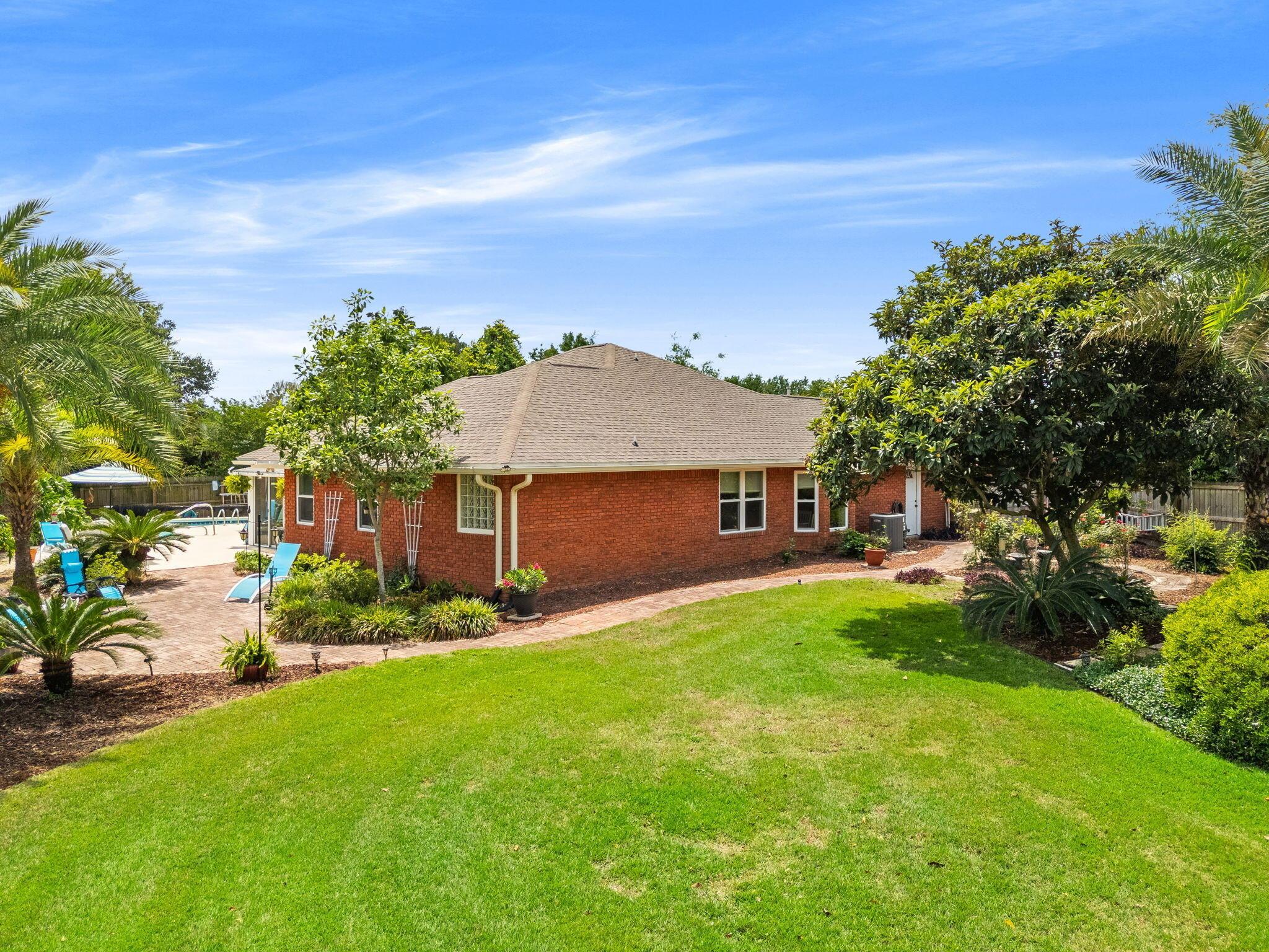 Mary Louise Dr, Panama City, FL 32405