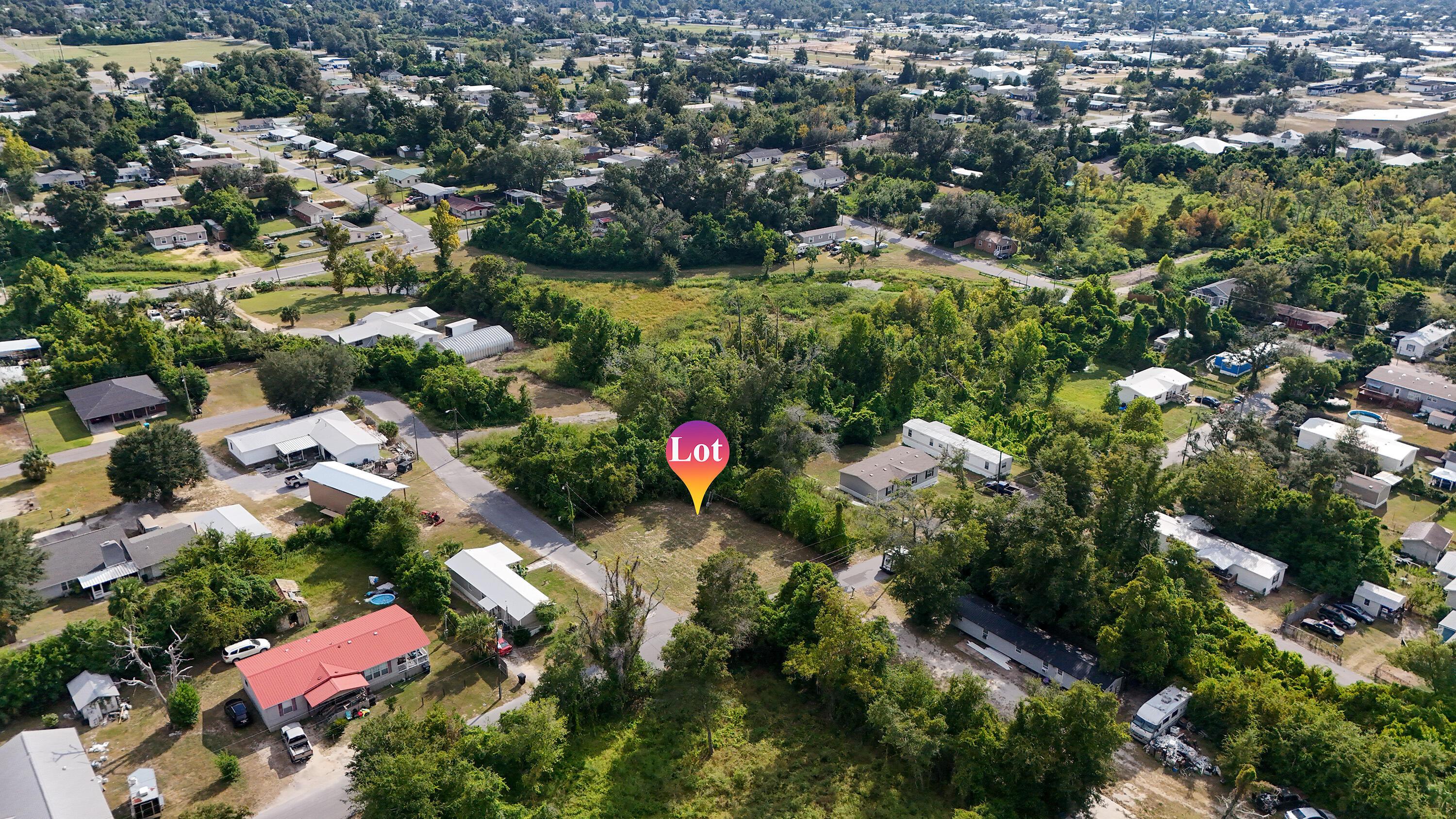 Bayou Ave, Panama City, FL 32401