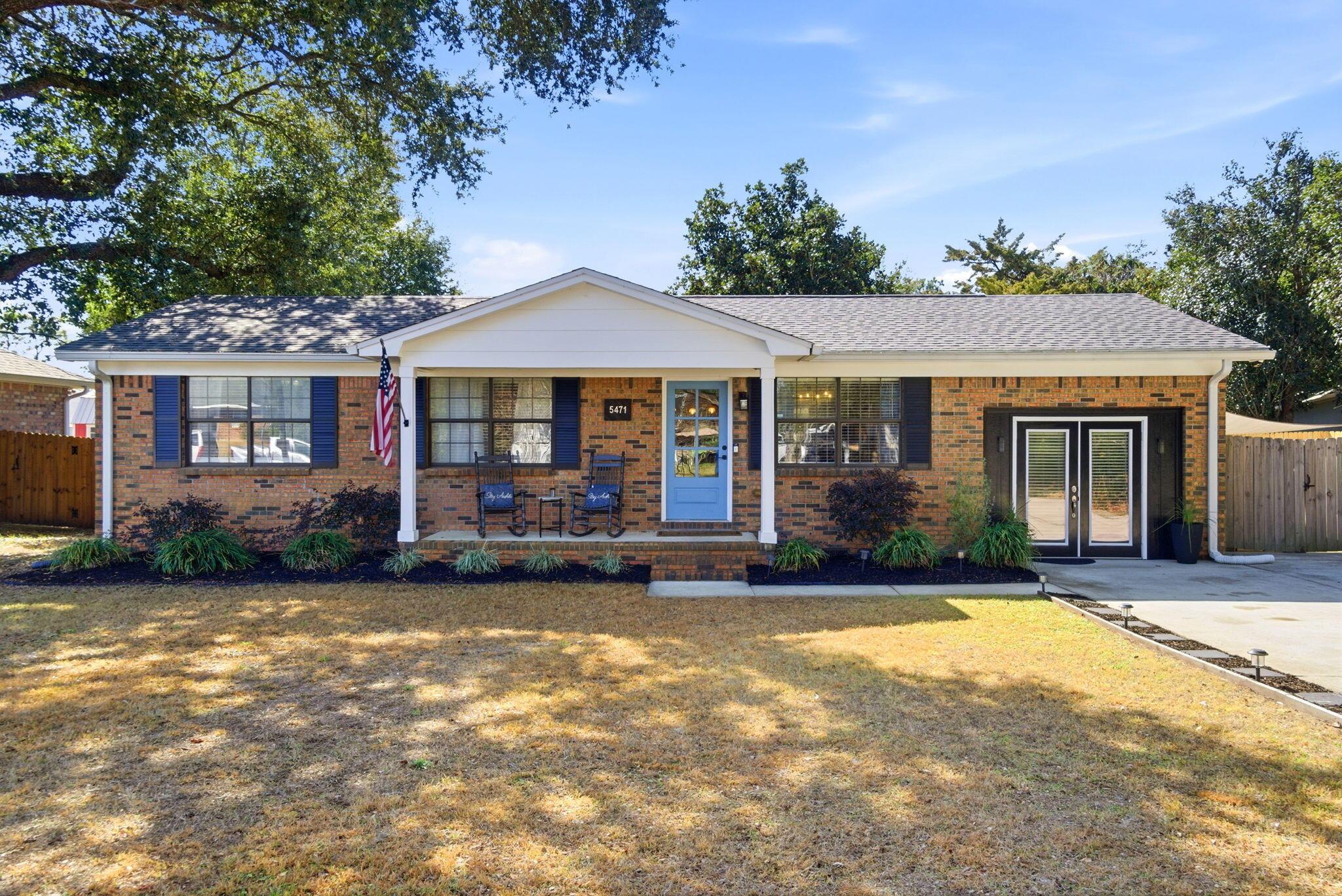 Bonanza Dr, Gulf Breeze, FL 32563