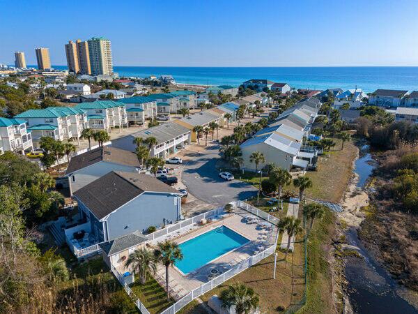 Chateau Rd, Panama City Beach, FL 32413