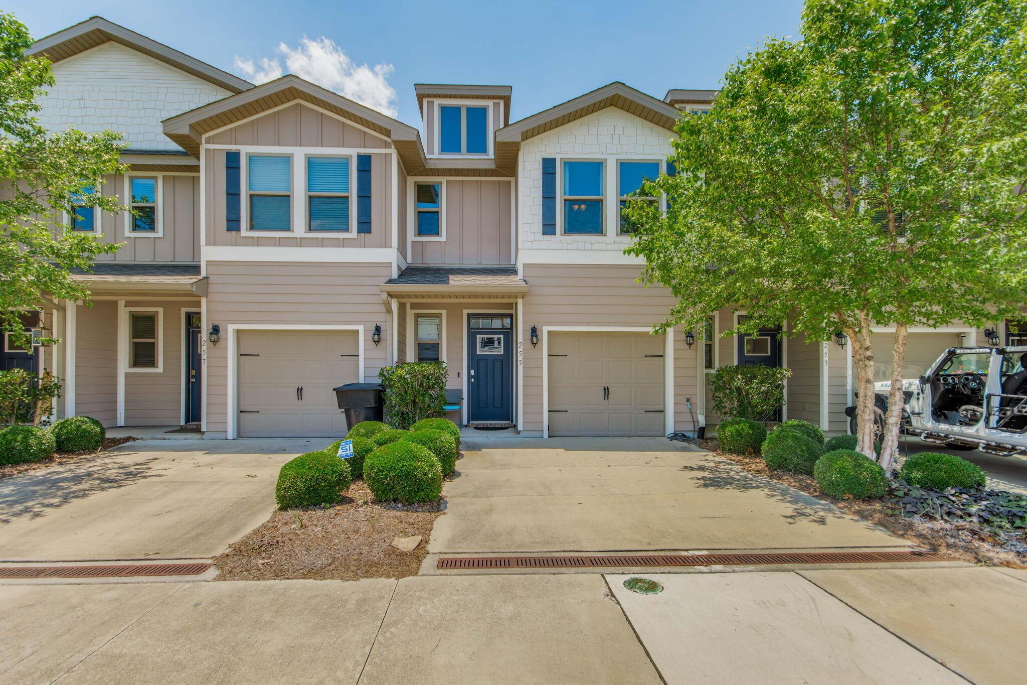 S E St, Pensacola, FL 32502