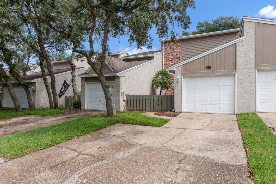 4th Ave, Shalimar, FL 32579