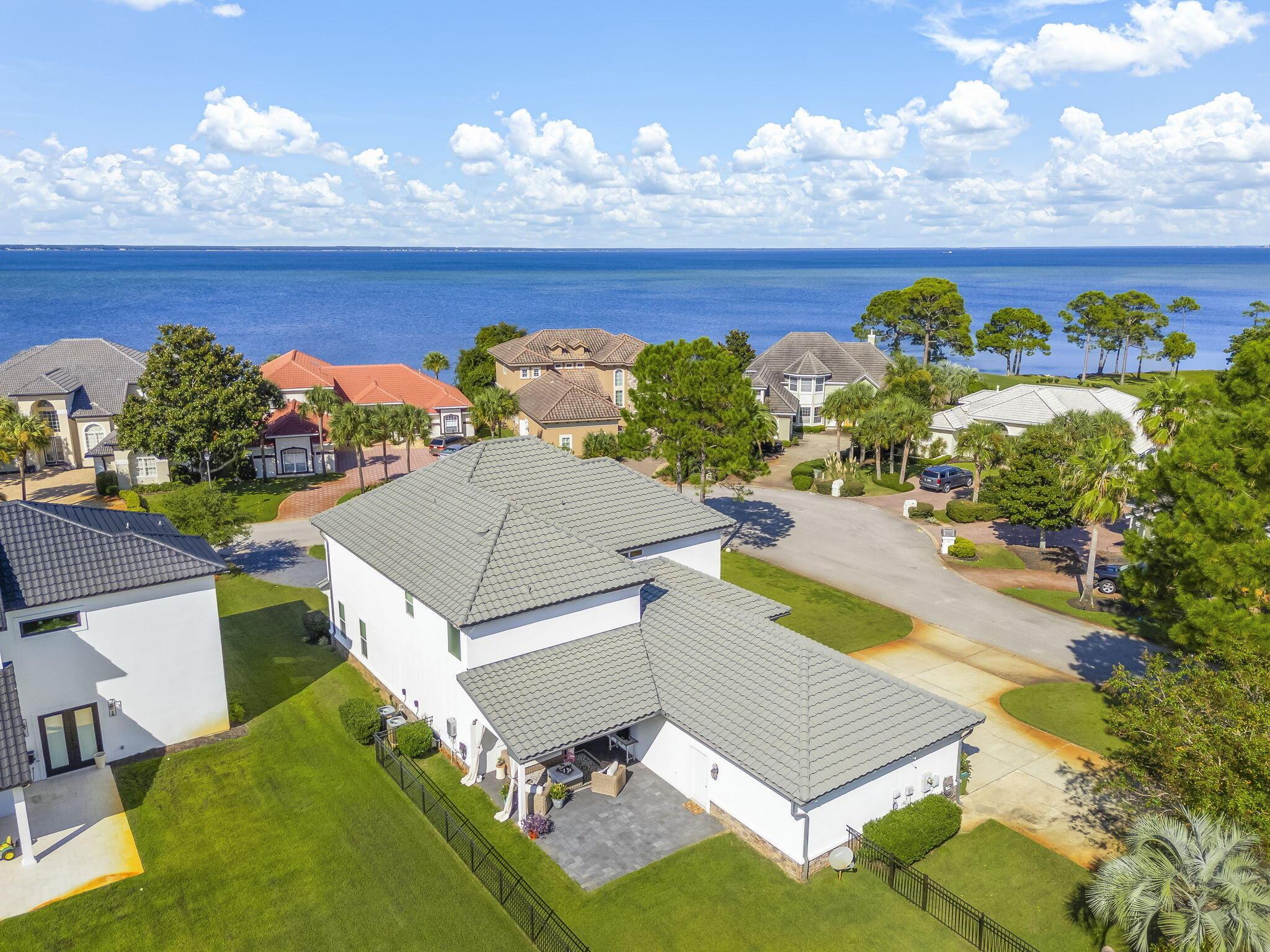 Emerald Bay Dr, Destin, FL 32541