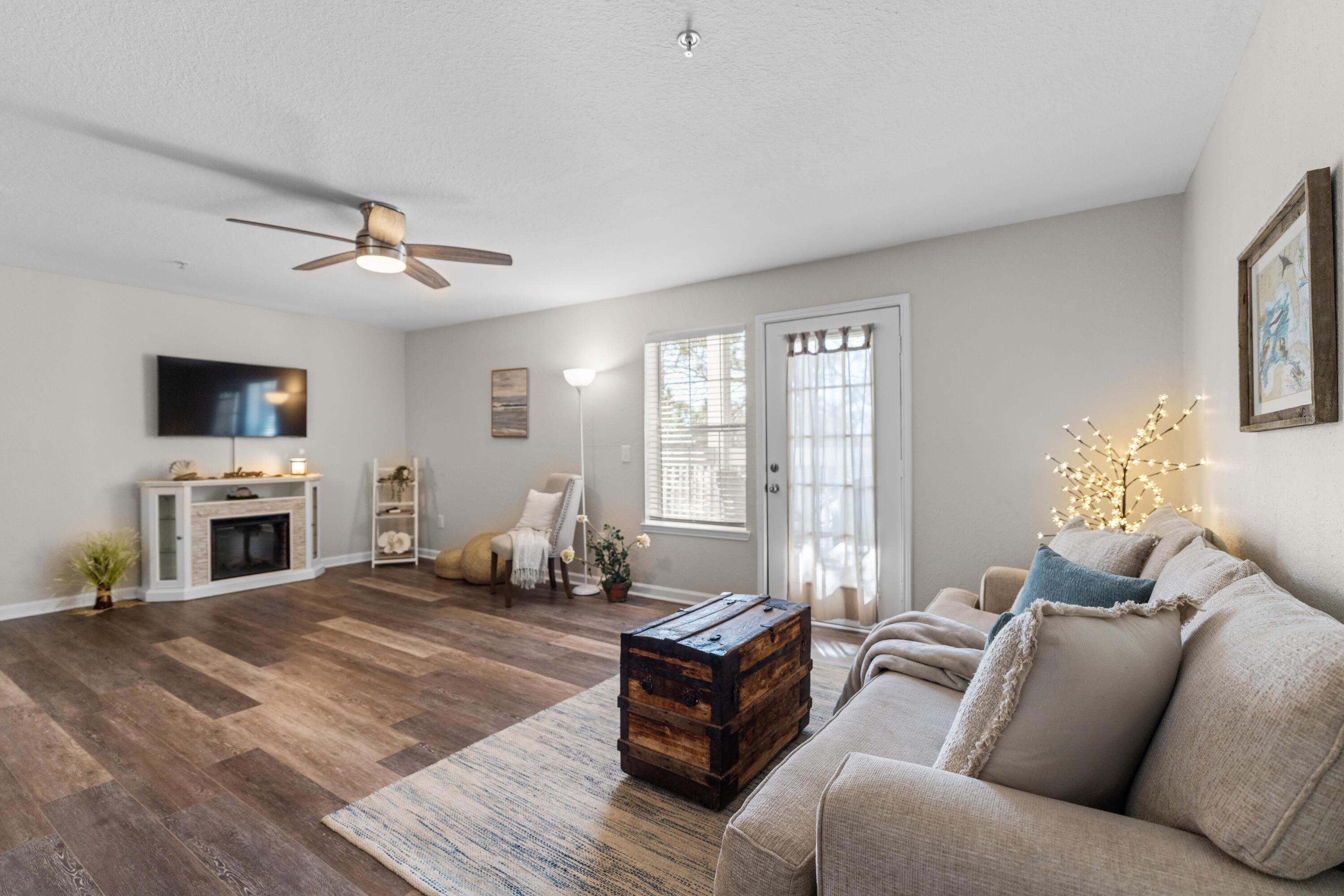 Dancing Cloud Ct, Destin, FL 32541