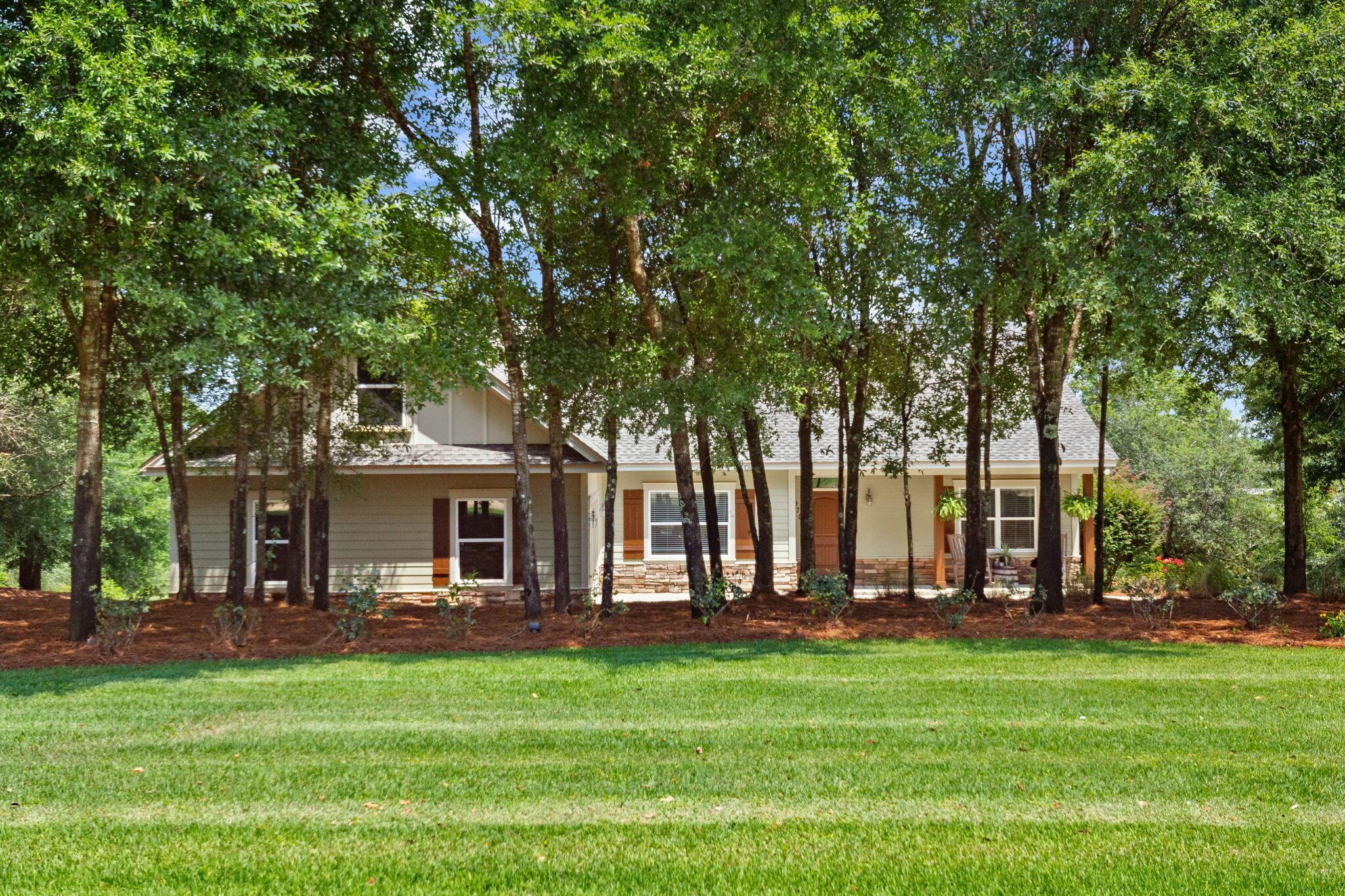 Woodymarion Dr, Chipley, FL 32428