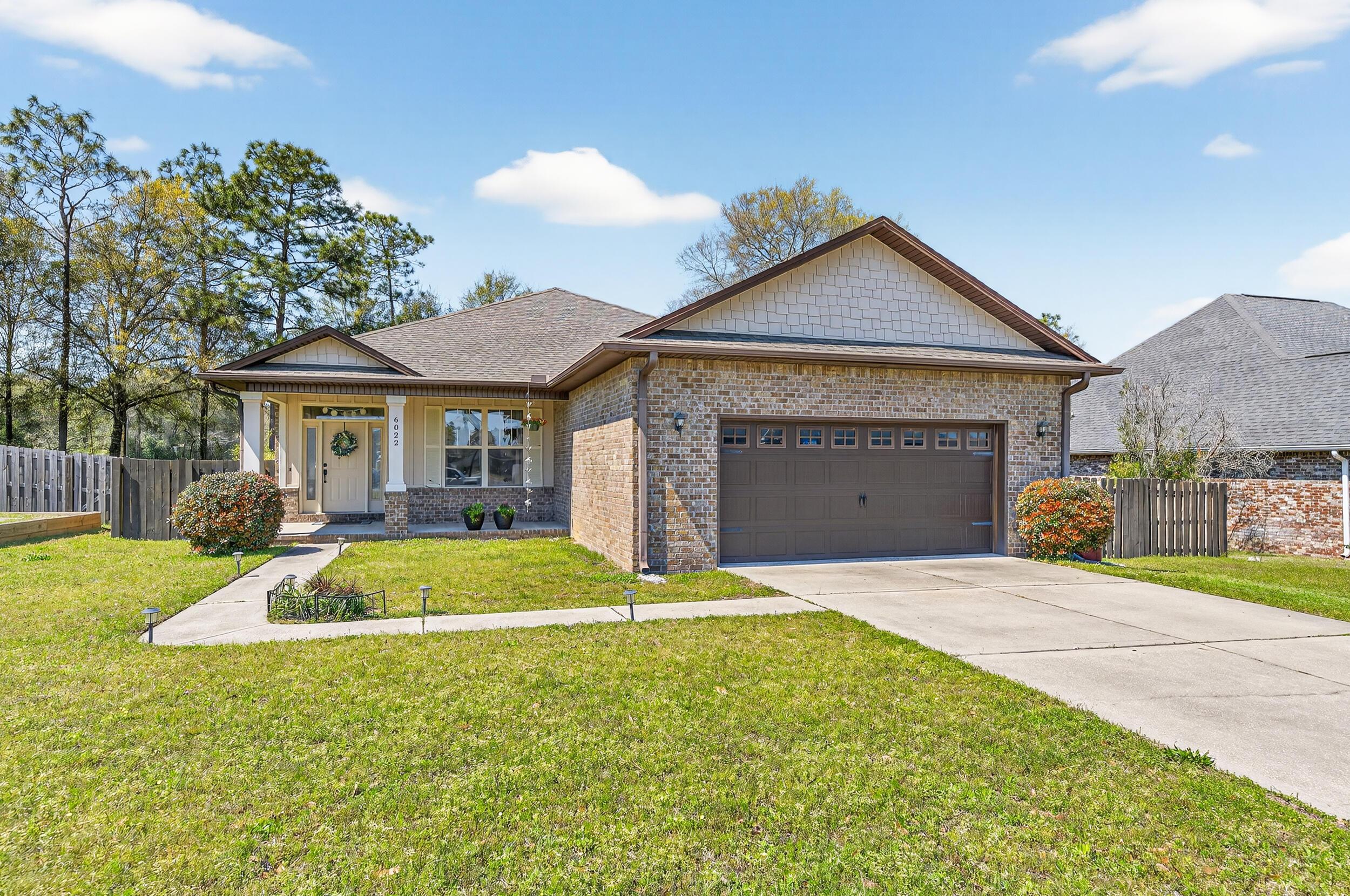 Hidden Valley Rd, Crestview, FL 32539
