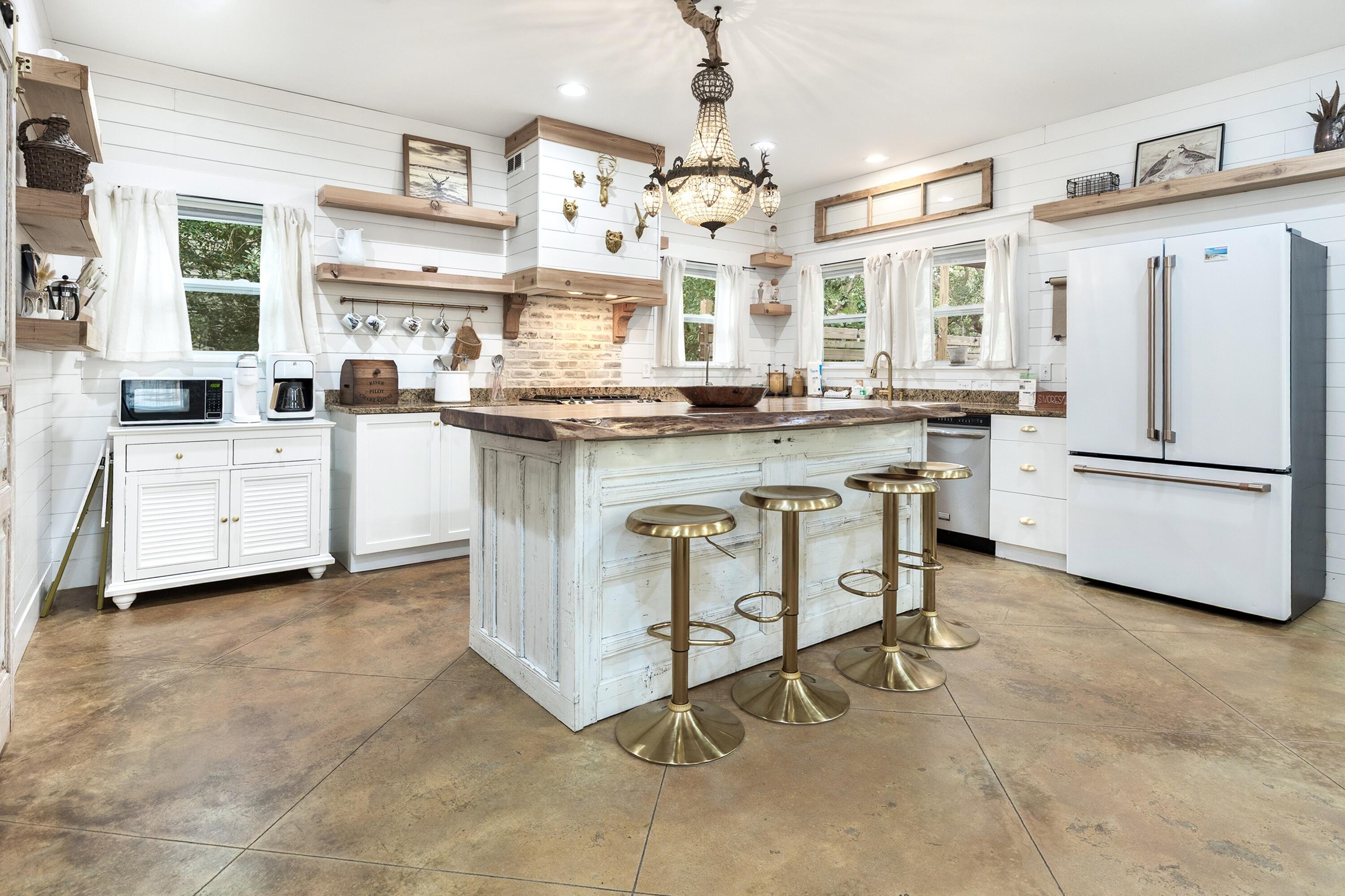 N Bishop Rd, Santa Rosa Beach, FL 32459