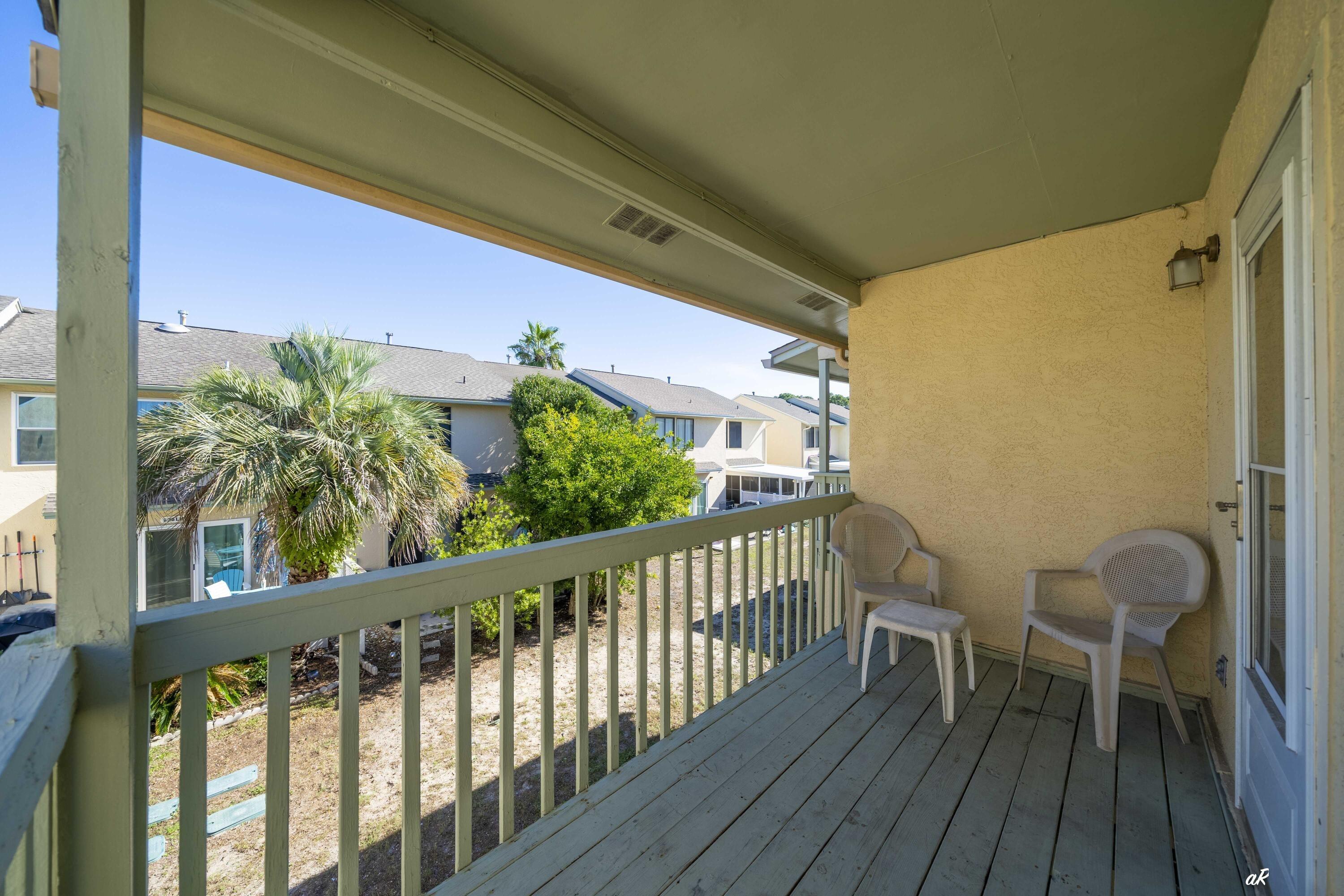W Leslie Ln, Panama City Beach, FL 32407