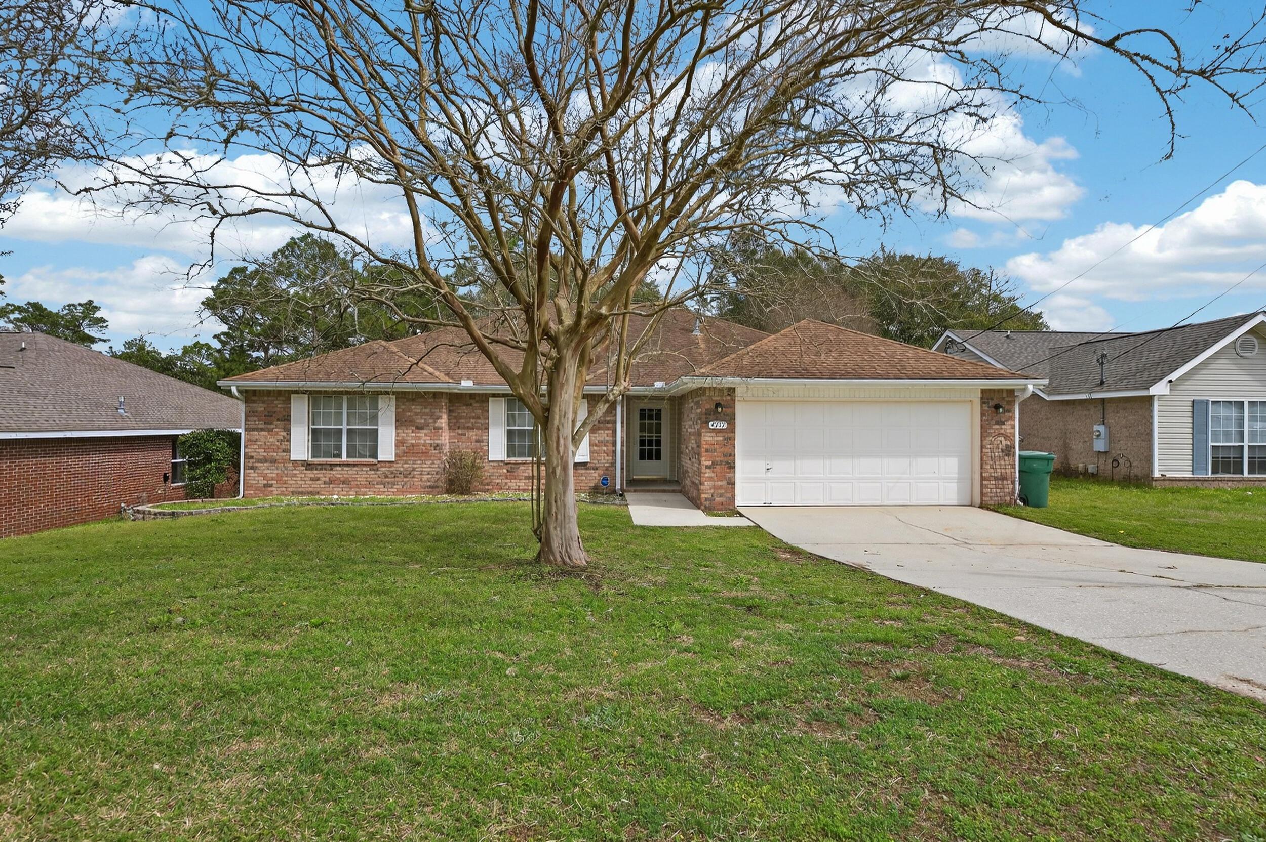 Whitewater Ln, Crestview, FL 32539