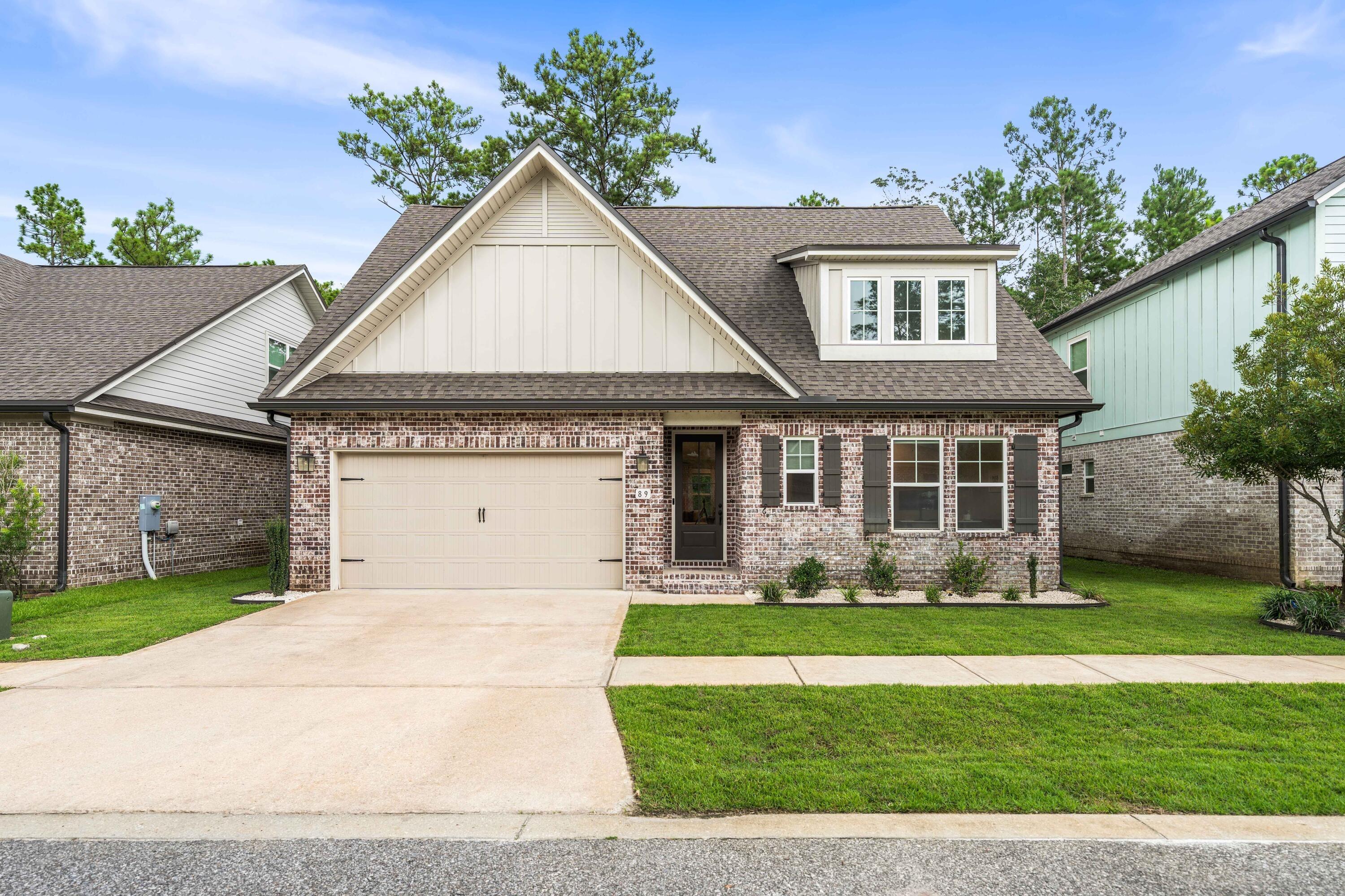 Laurel Oaks Dr, Freeport, FL 32439
