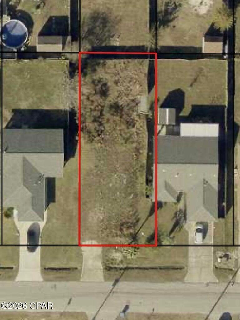 E 17th St, Panama City, FL 32405