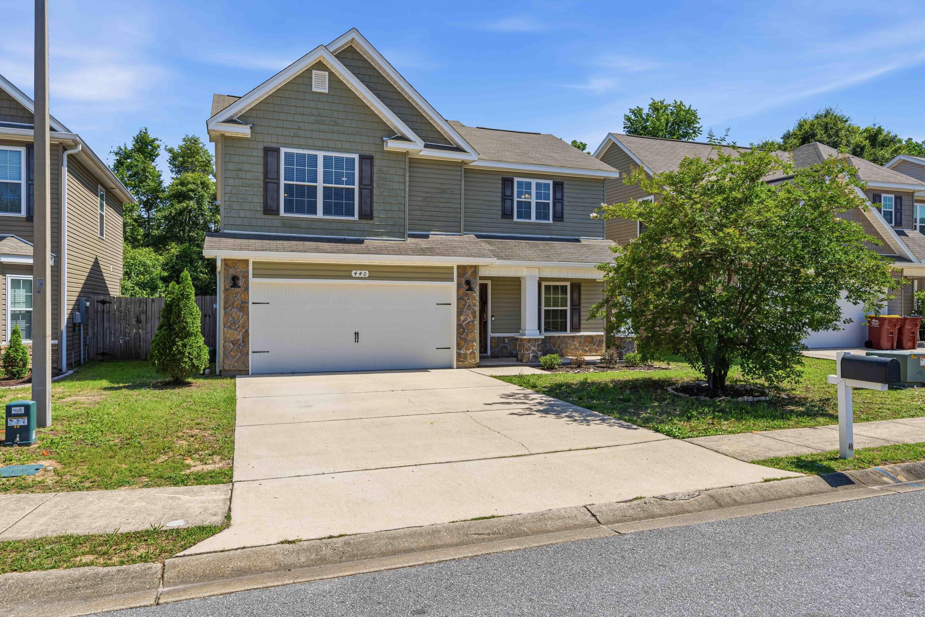 Eisenhower Dr, Crestview, FL 32539