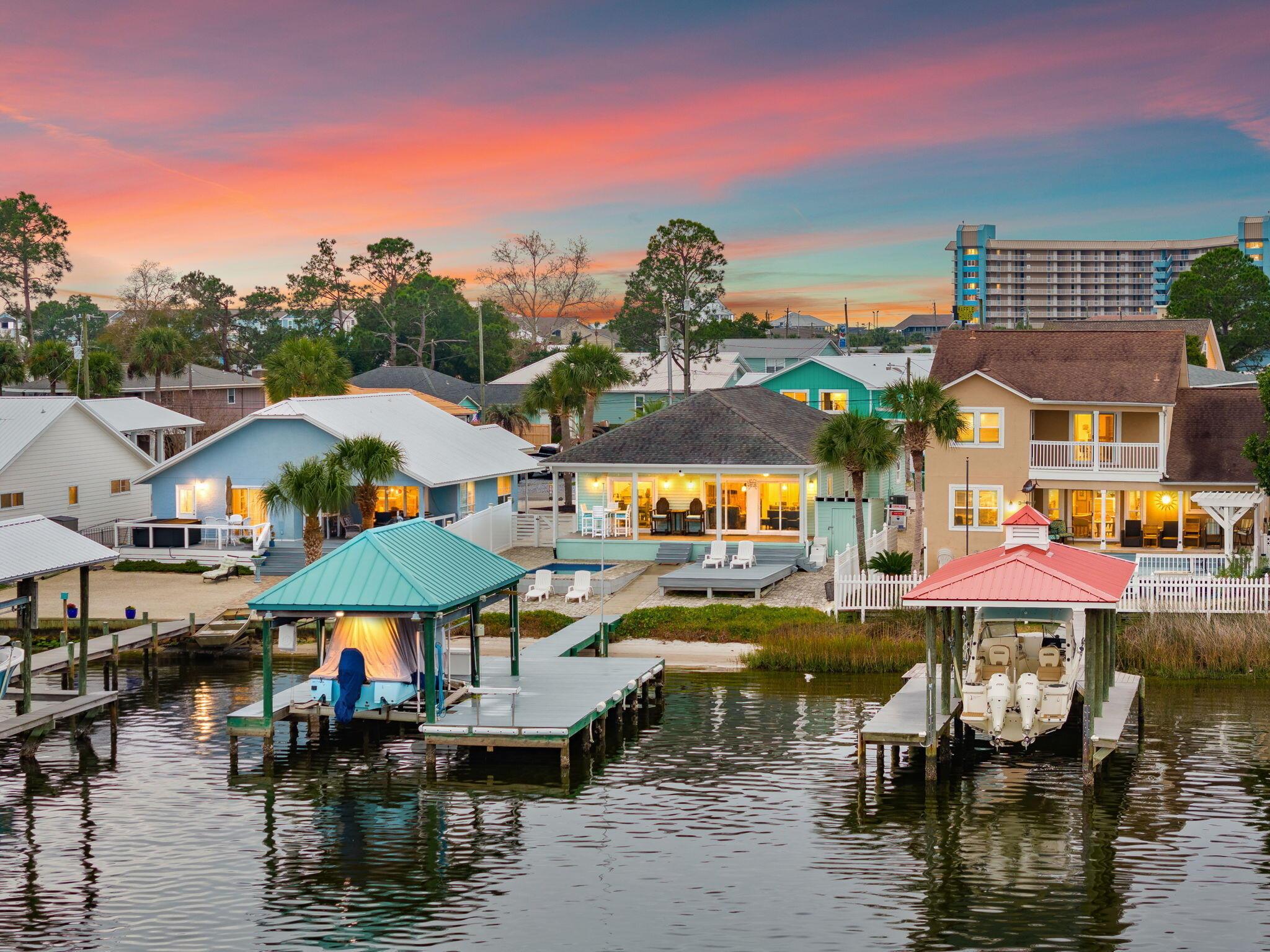 S Lagoon Dr, Panama City, FL 32408