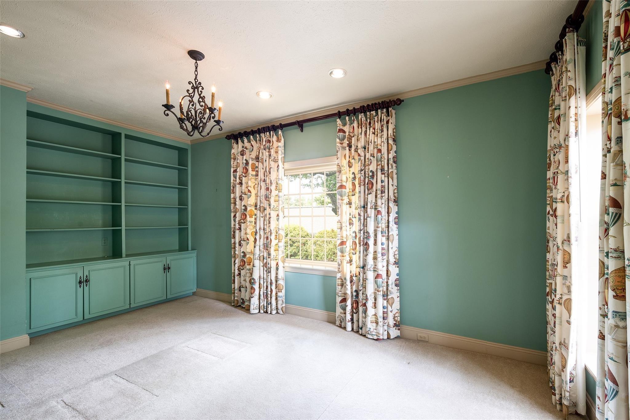 Farquhar Ln, Dallas, TX 75209