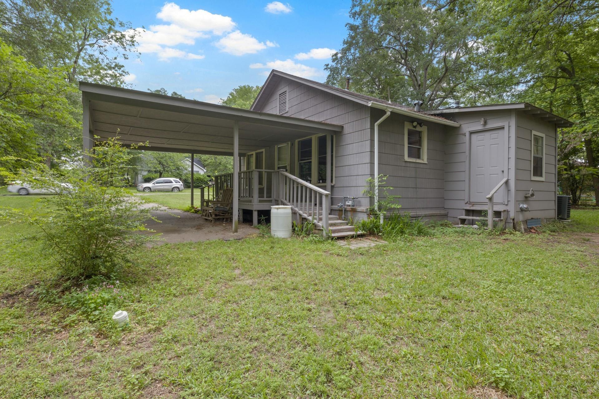 Pace St, Naples, TX 75568