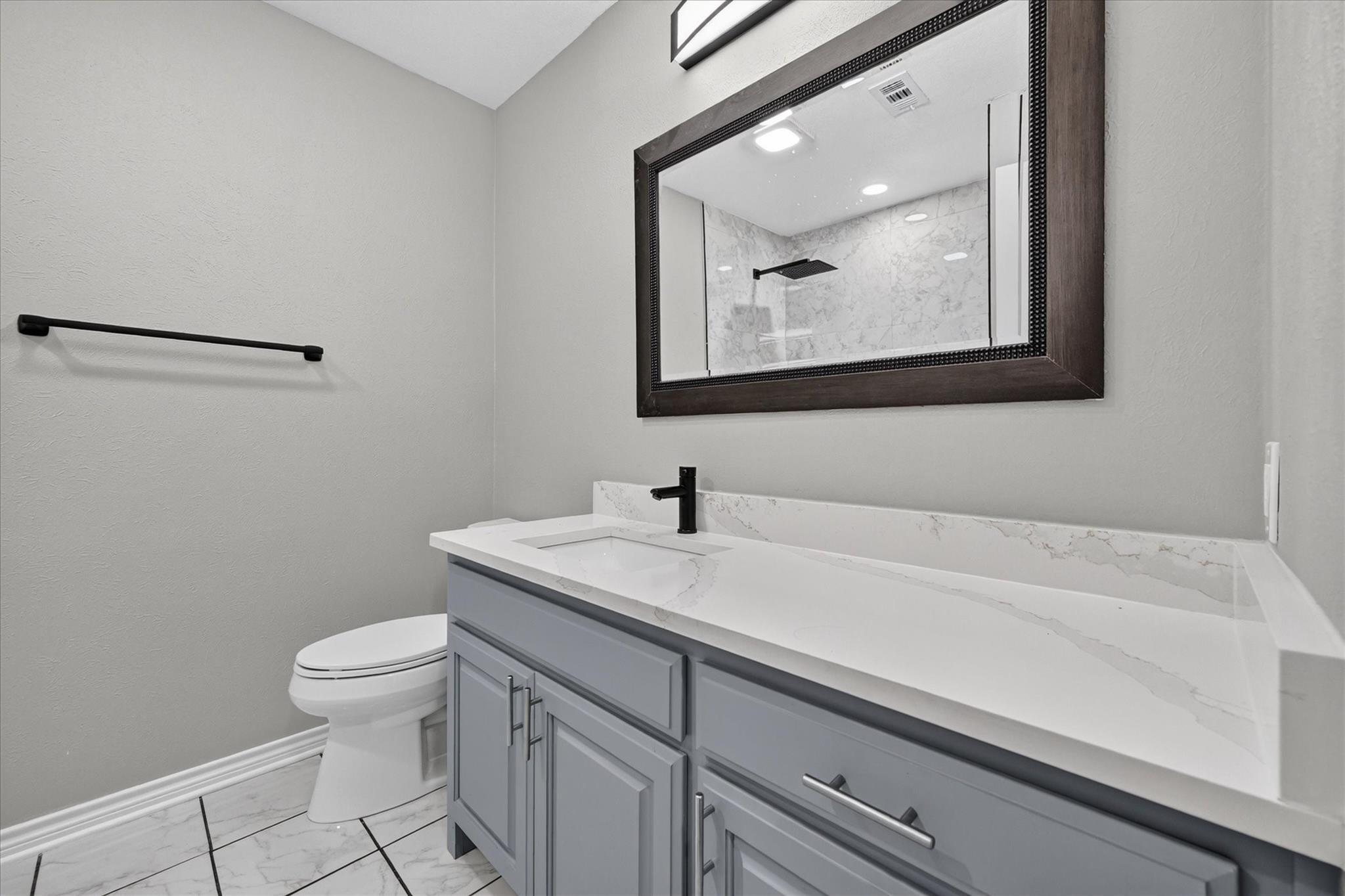 Roma Dr, Duncanville, TX 75116