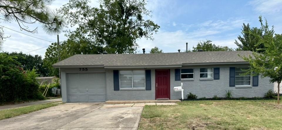 W Grubb Dr, Mesquite, TX 75149