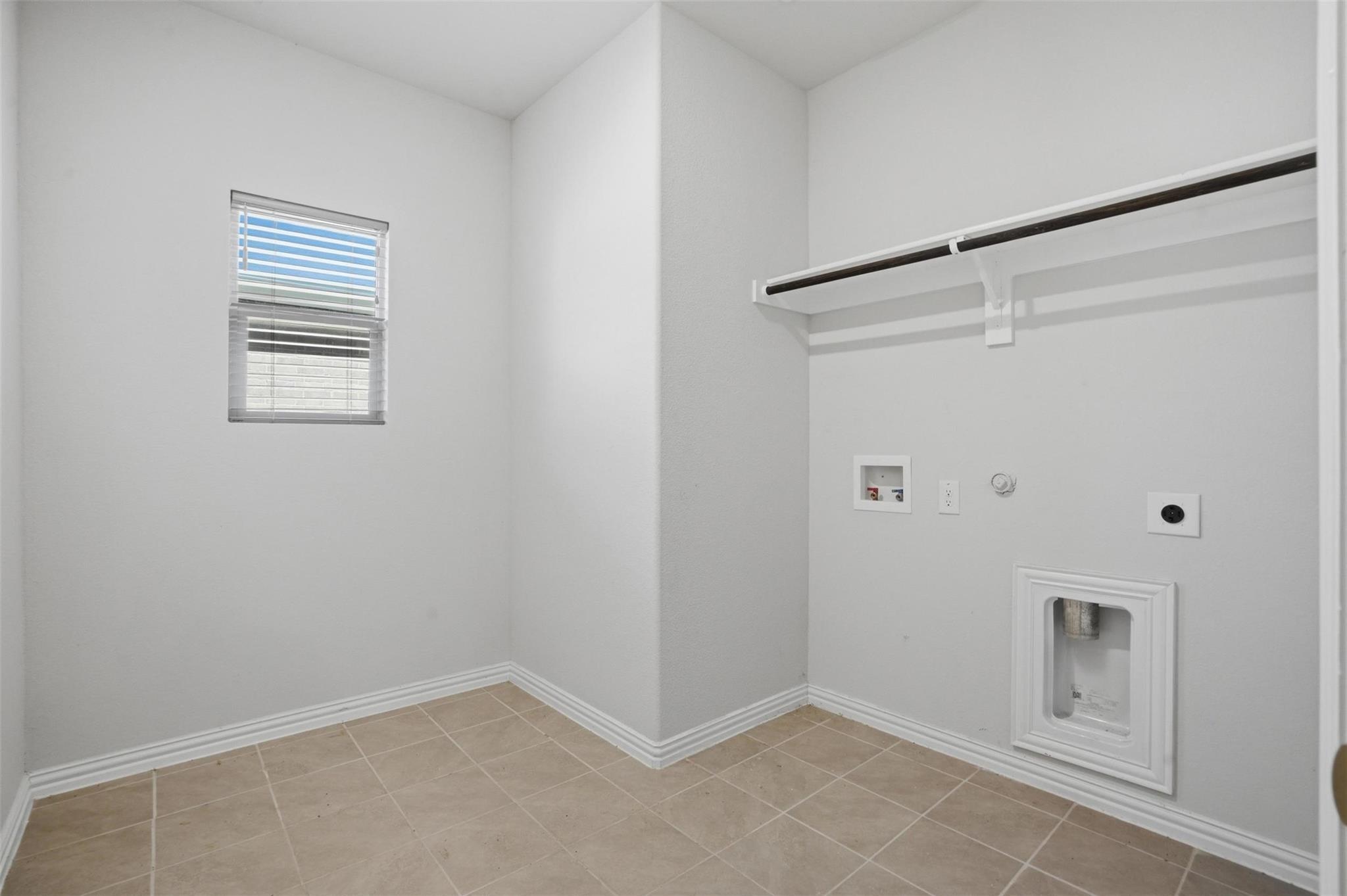 Cumby Dr, Royse City, TX 75189
