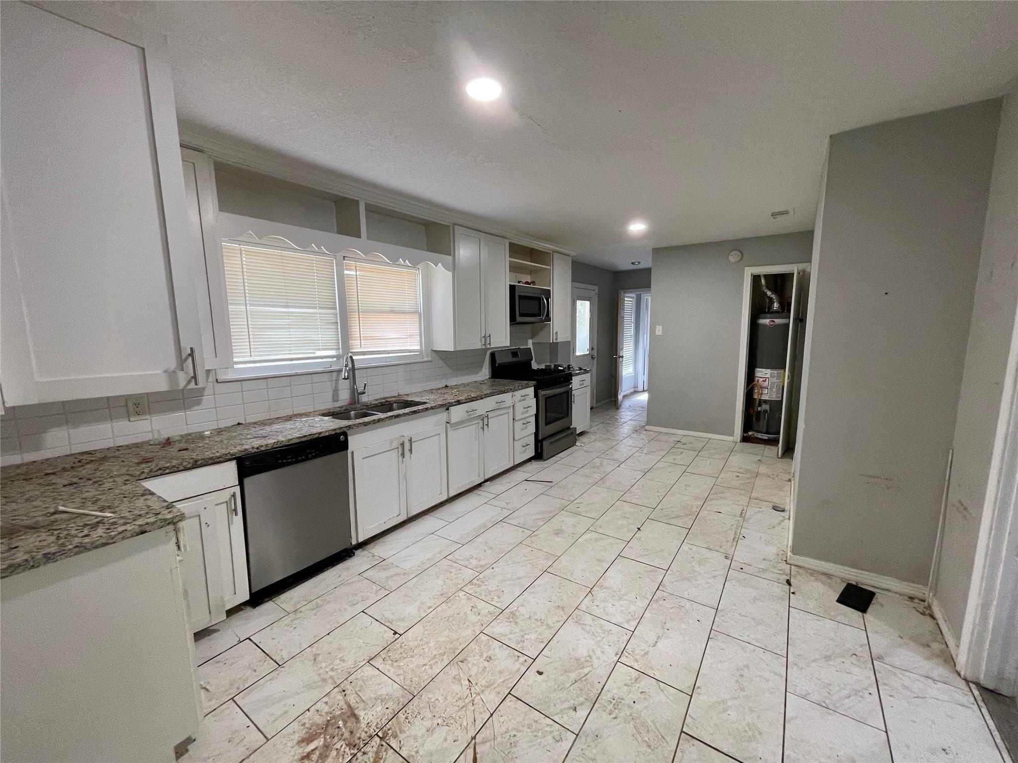Cummings Dr, North Richland Hills, TX 76180