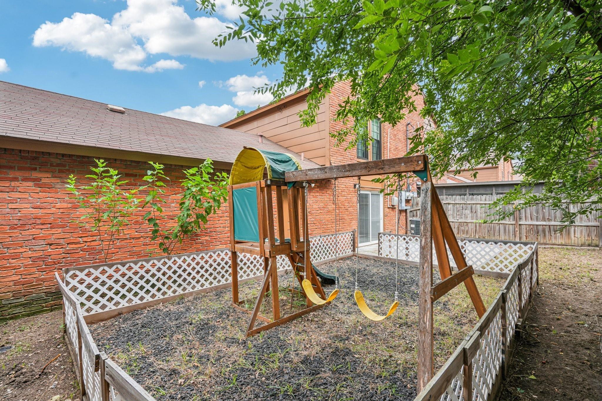 Brentwood Dr, Irving, TX 75061