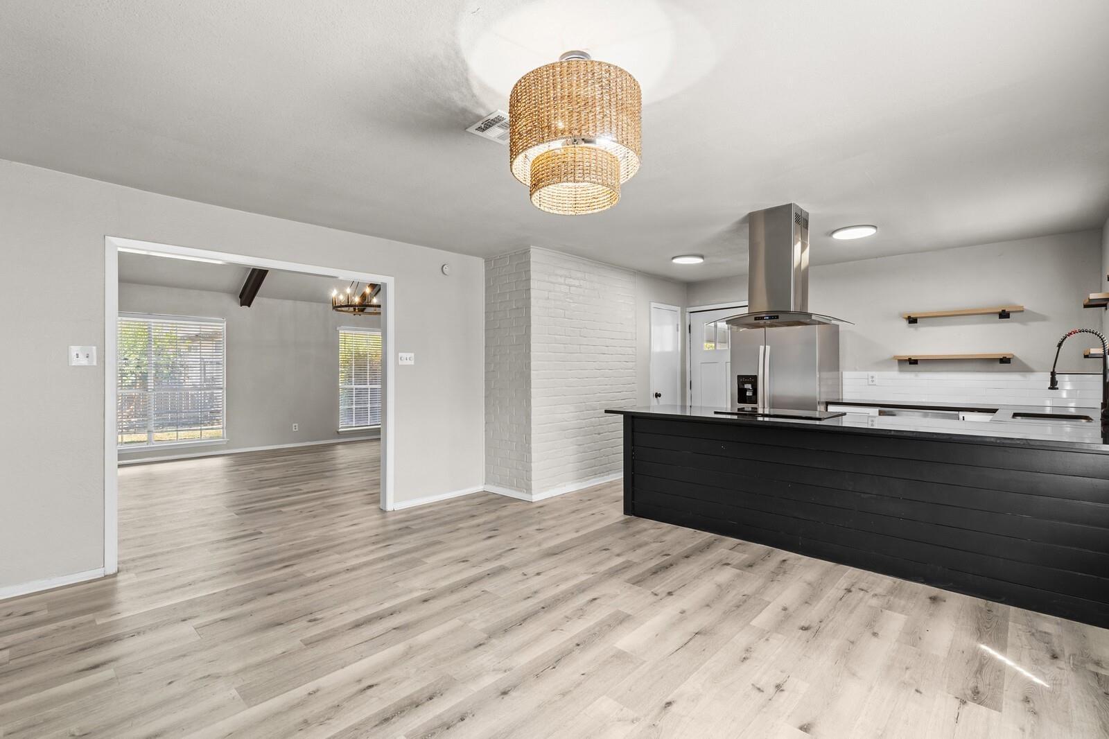 Laurel Lake Dr, Waco, TX 76710