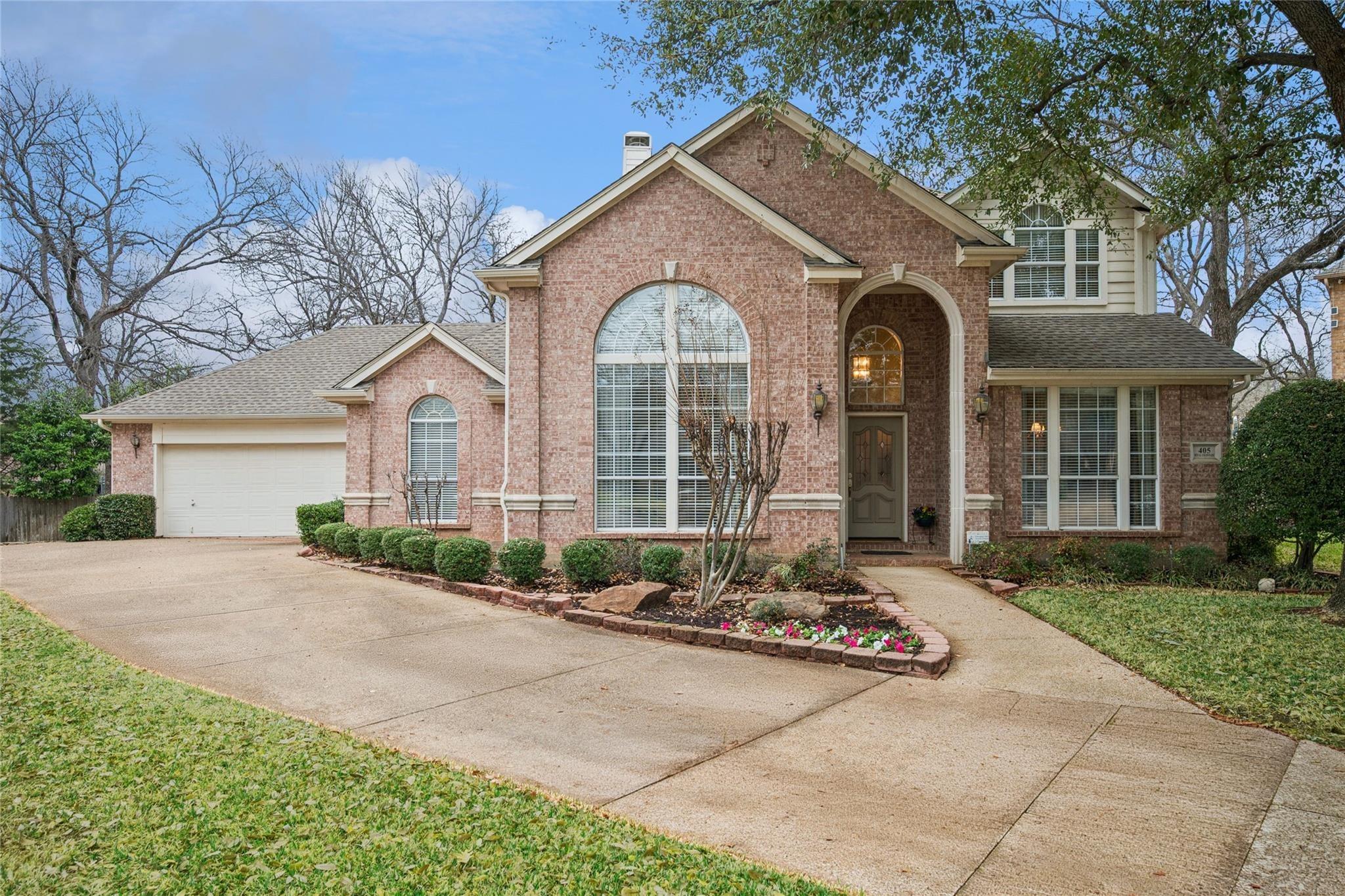 Royal Colonnade, Arlington, TX 76011