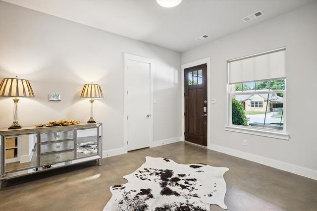 N Tyler St, Dallas, TX 75208