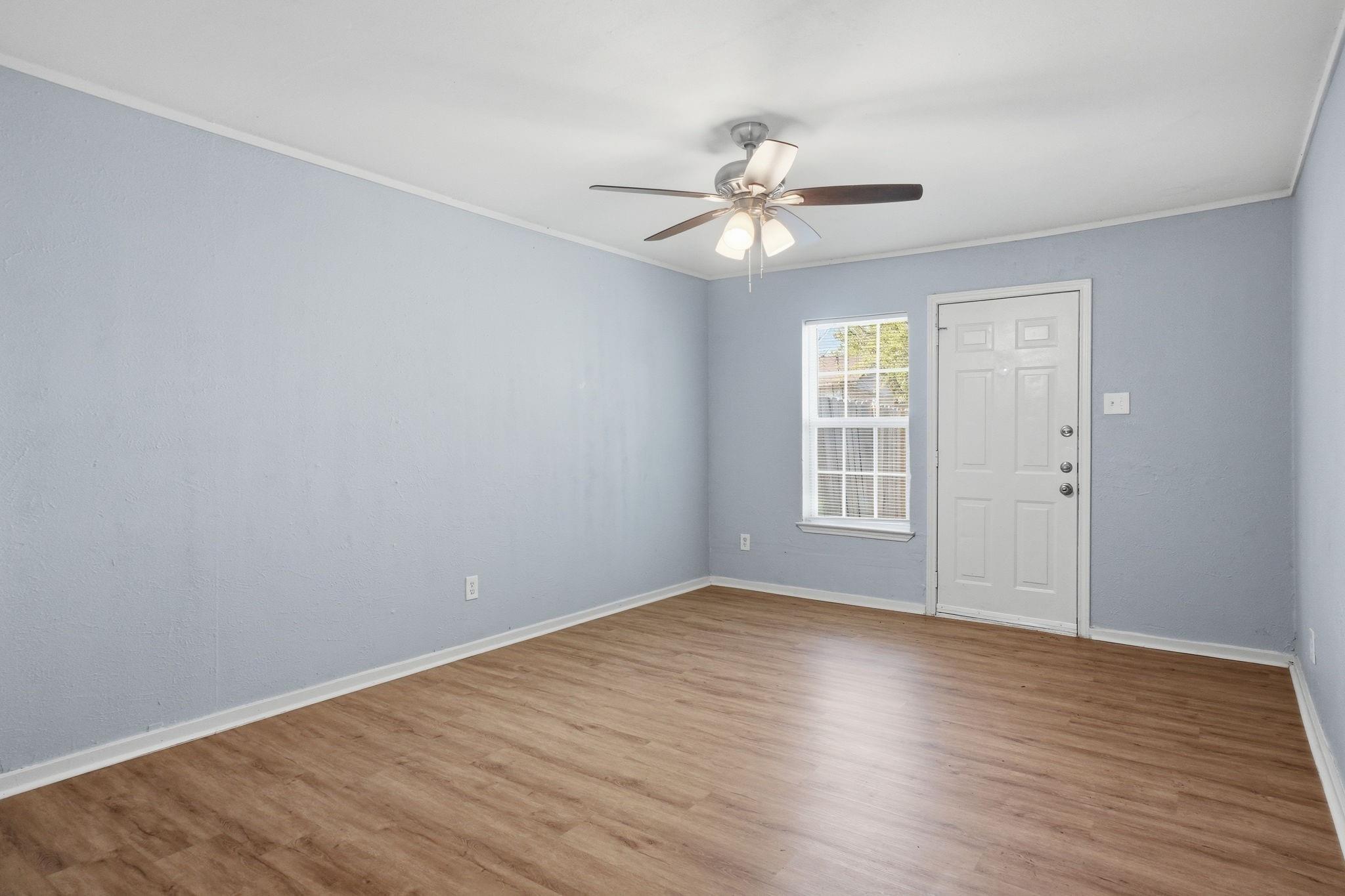 Creek Cove Dr, Dallas, TX 75217