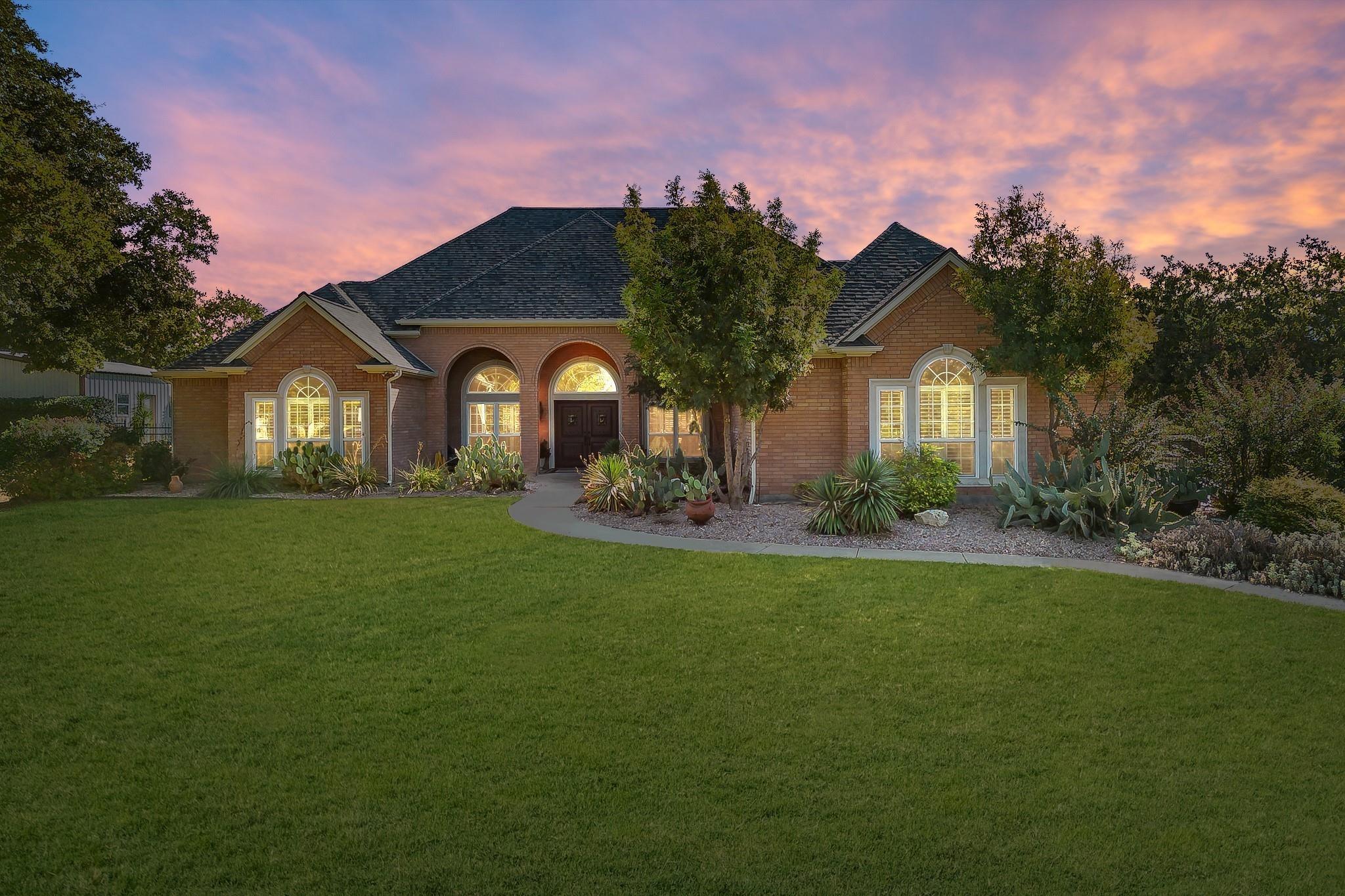 Sherry Ln, Burleson, TX 76028