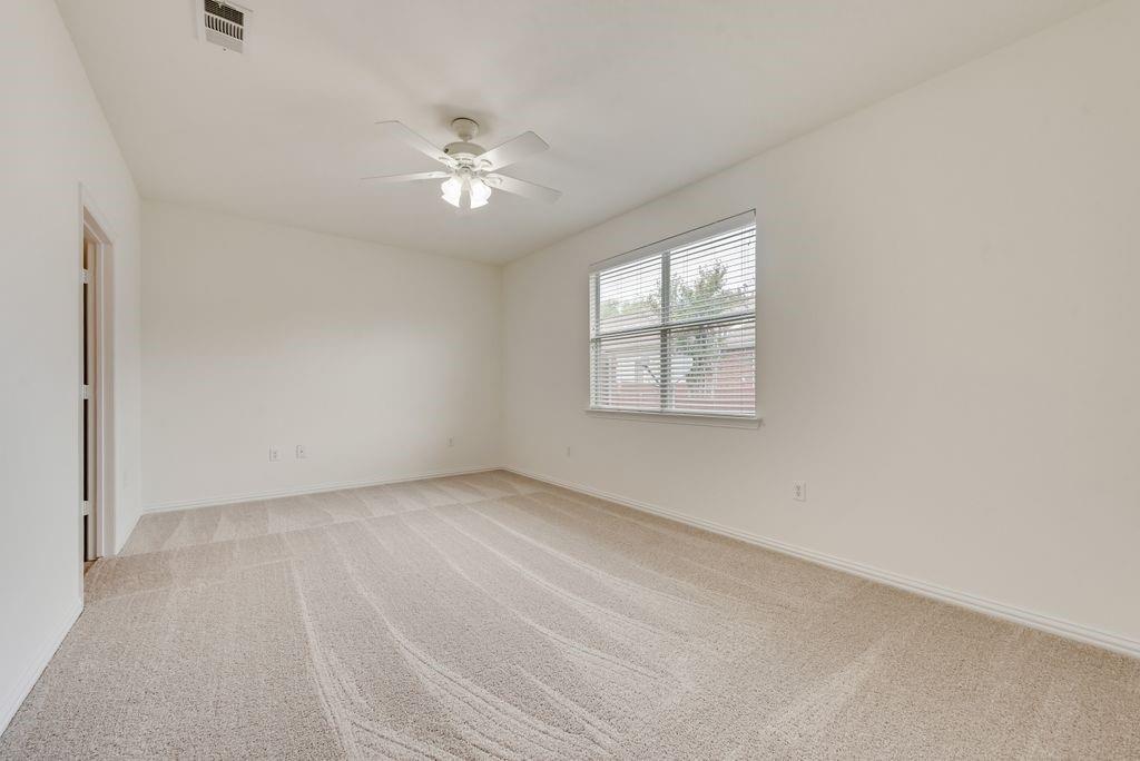 Heritage Hill Dr, Lewisville, TX 75067