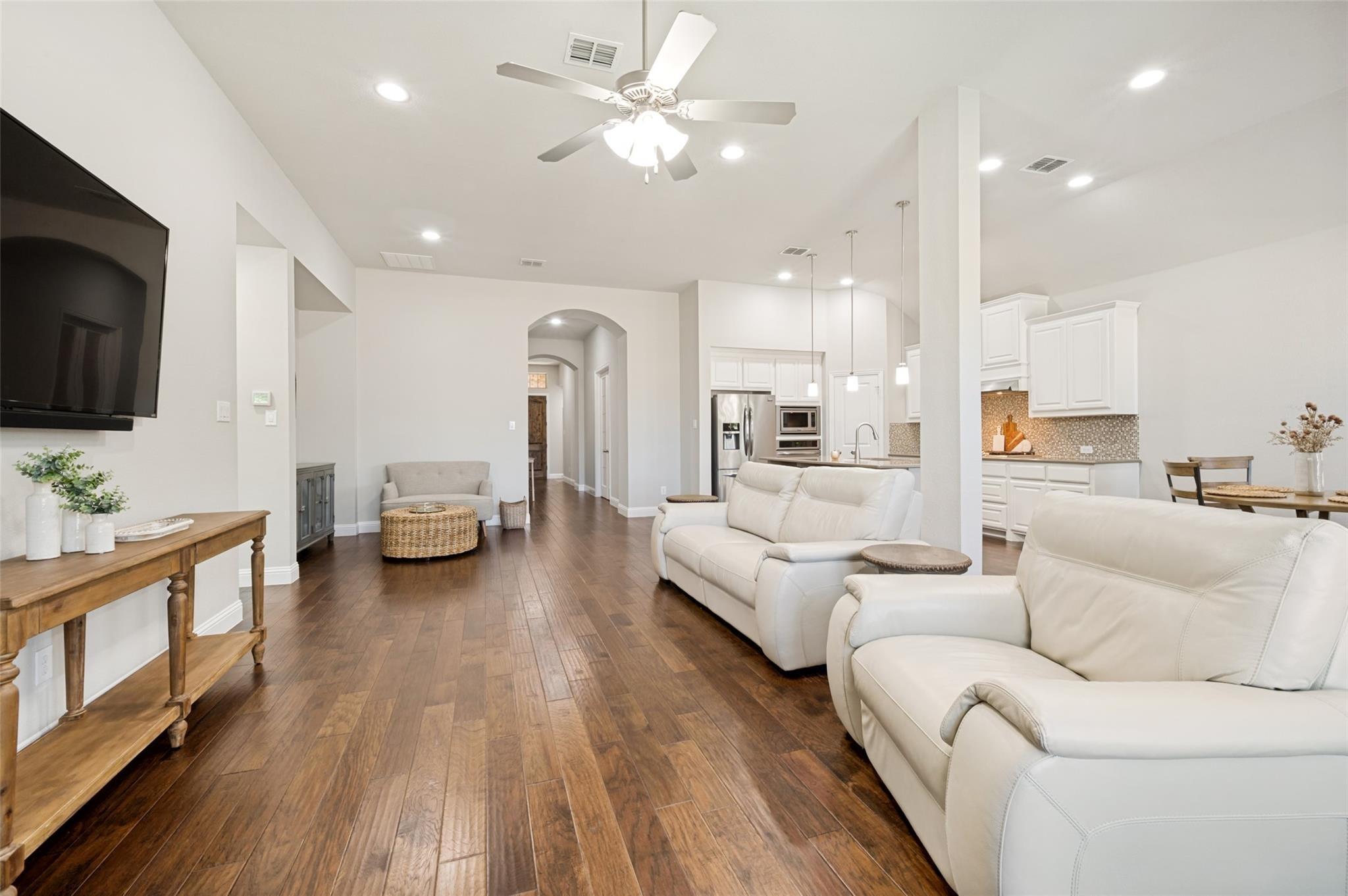 Lake Livingston Trl, Mckinney, TX 75071