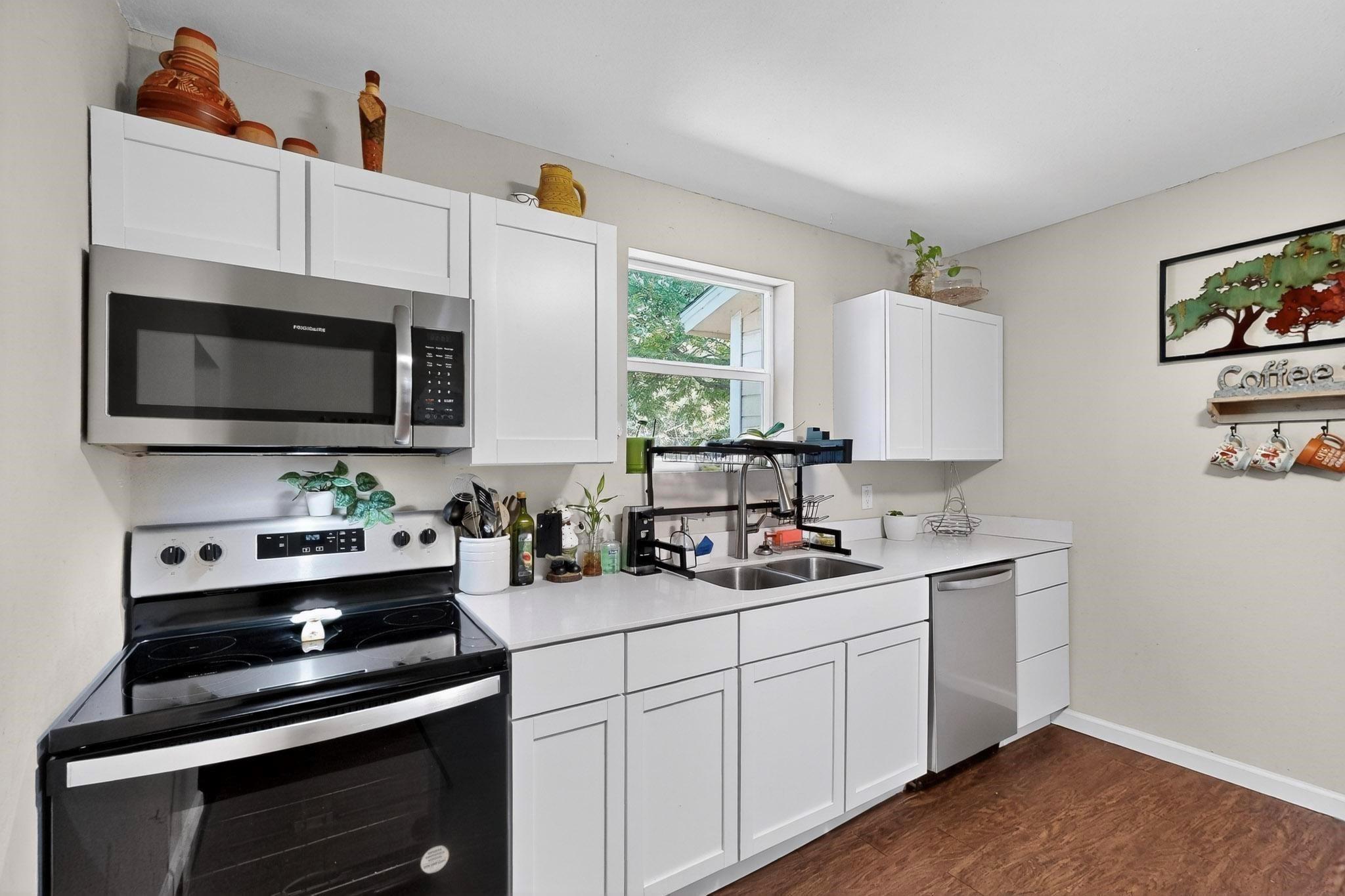 Jefferson St, Hillsboro, TX 76645