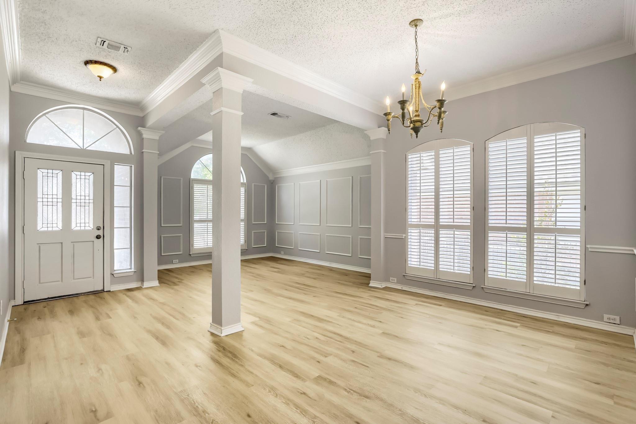Stone Creek Ln S, Fort Worth, TX 76137