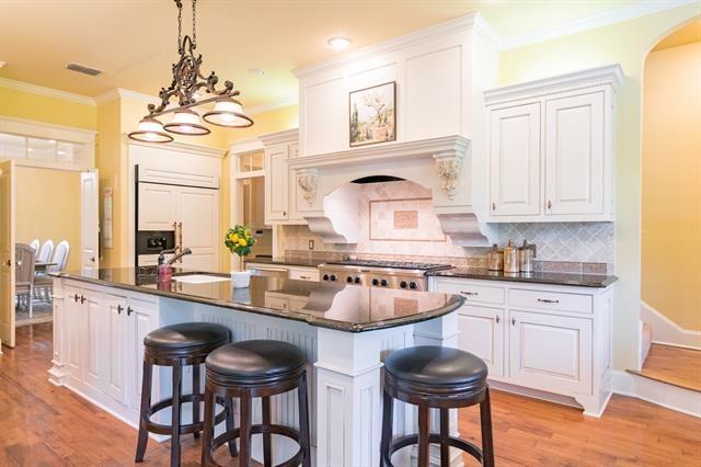 E South St, Lindale, TX 75771