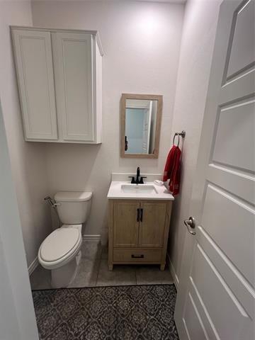 Klamath Dr, Lewisville, TX 75056