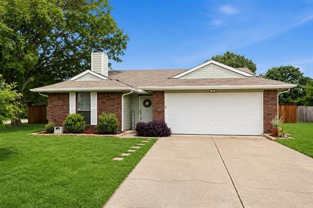 Glenview Dr, Corinth, TX 76210