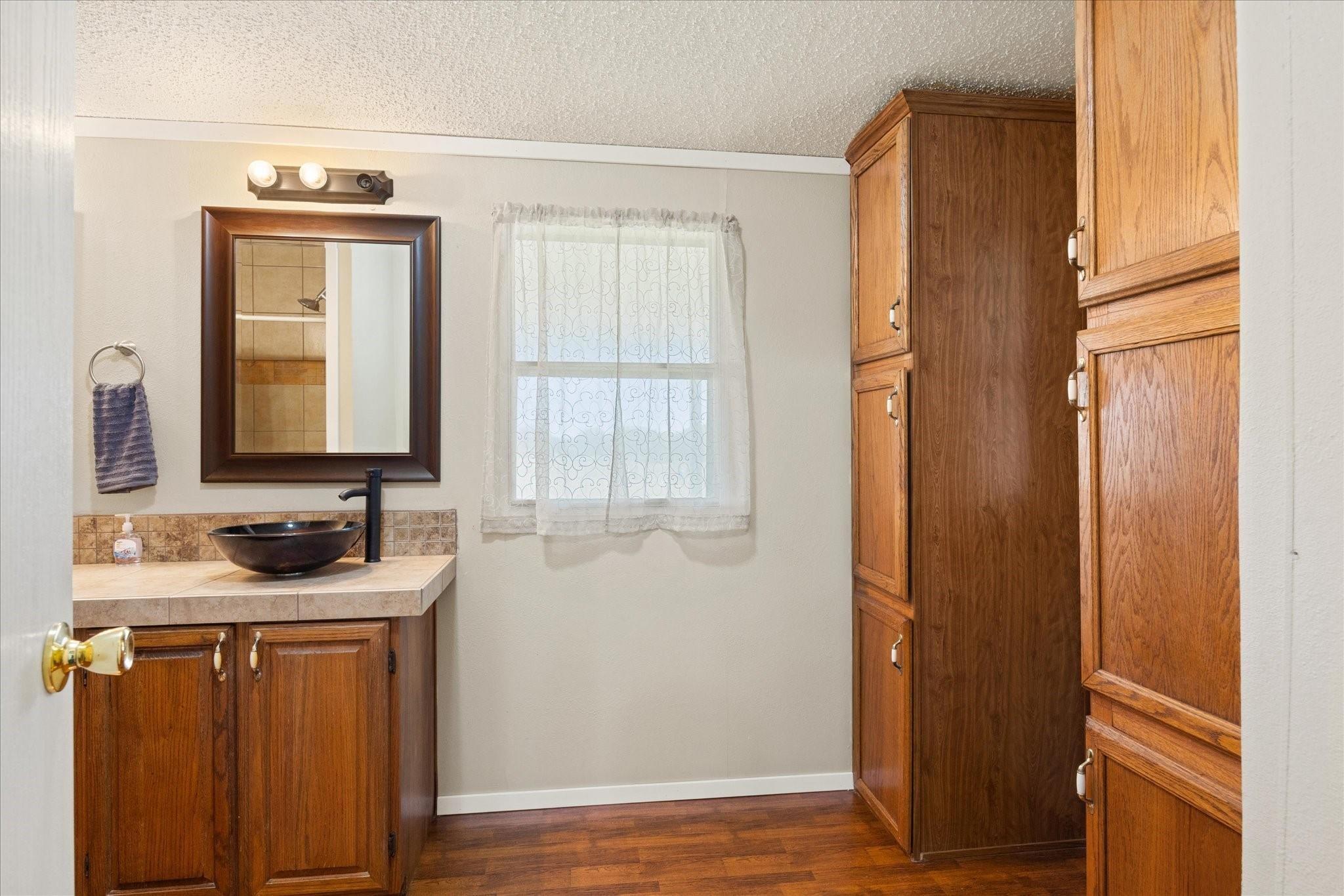 Tin Top Hwy, Weatherford, TX 76087
