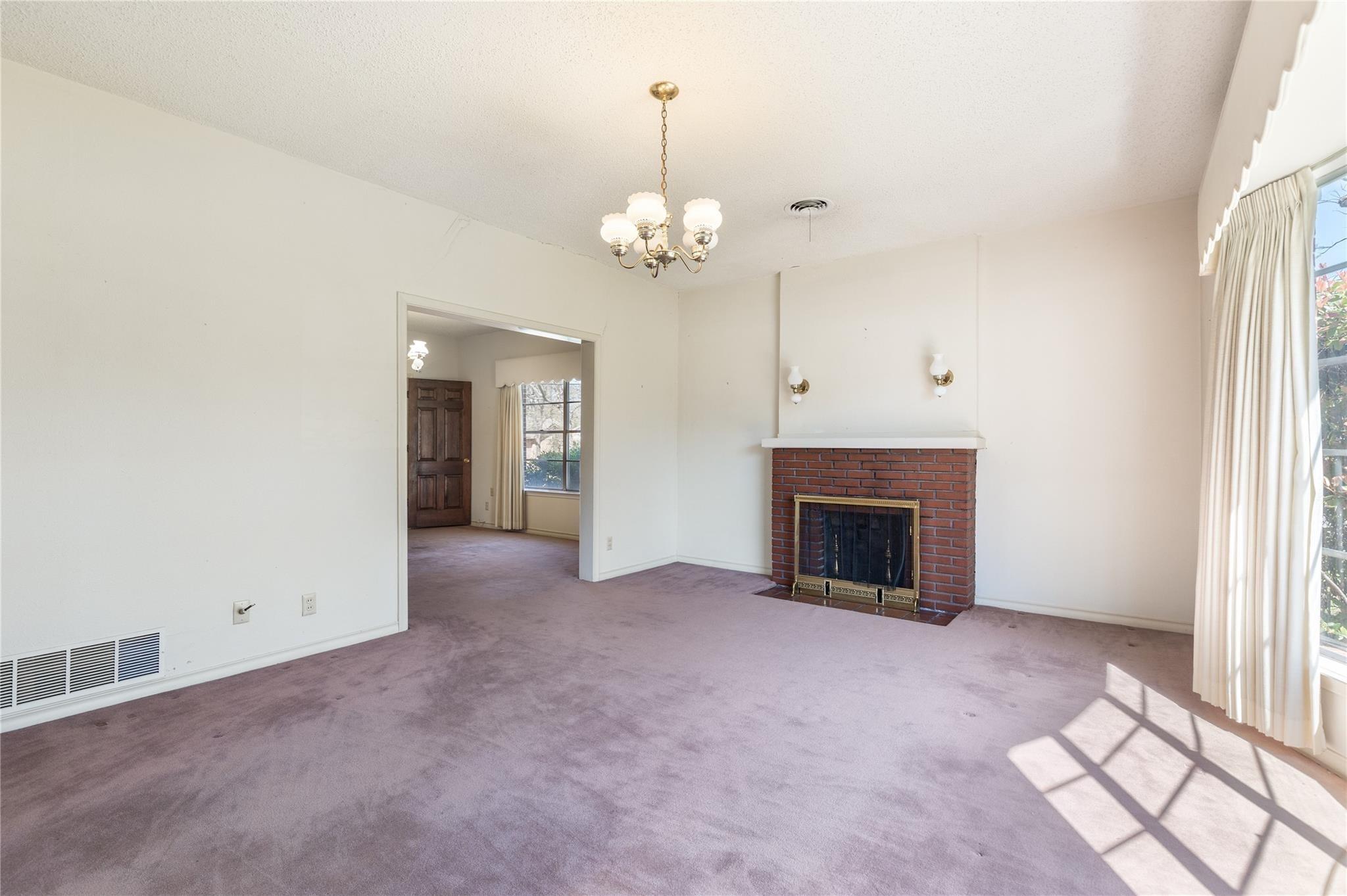 N Holly Ave, Sherman, TX 75092