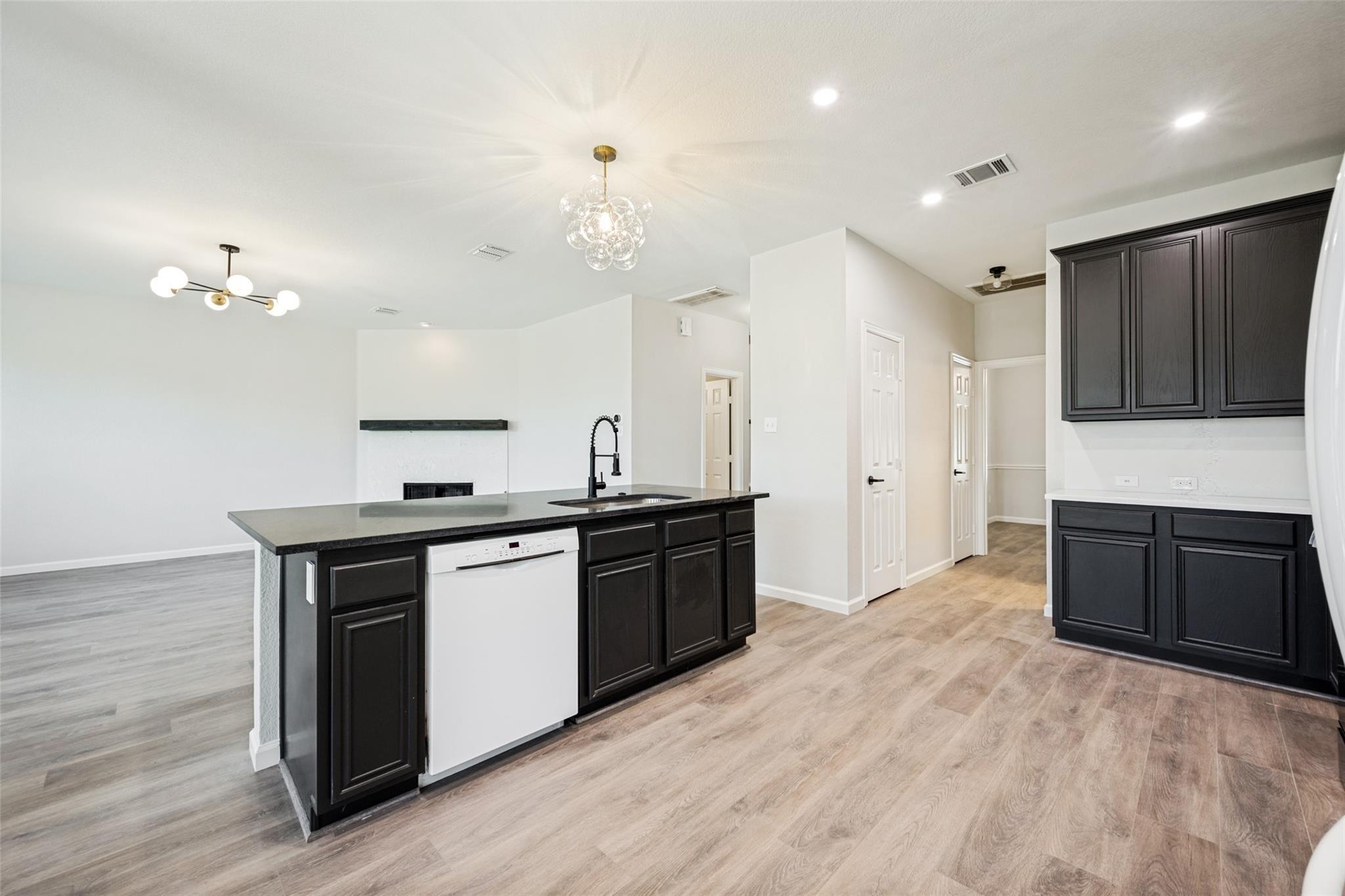 Bay View Dr, Fort Worth, TX 76244