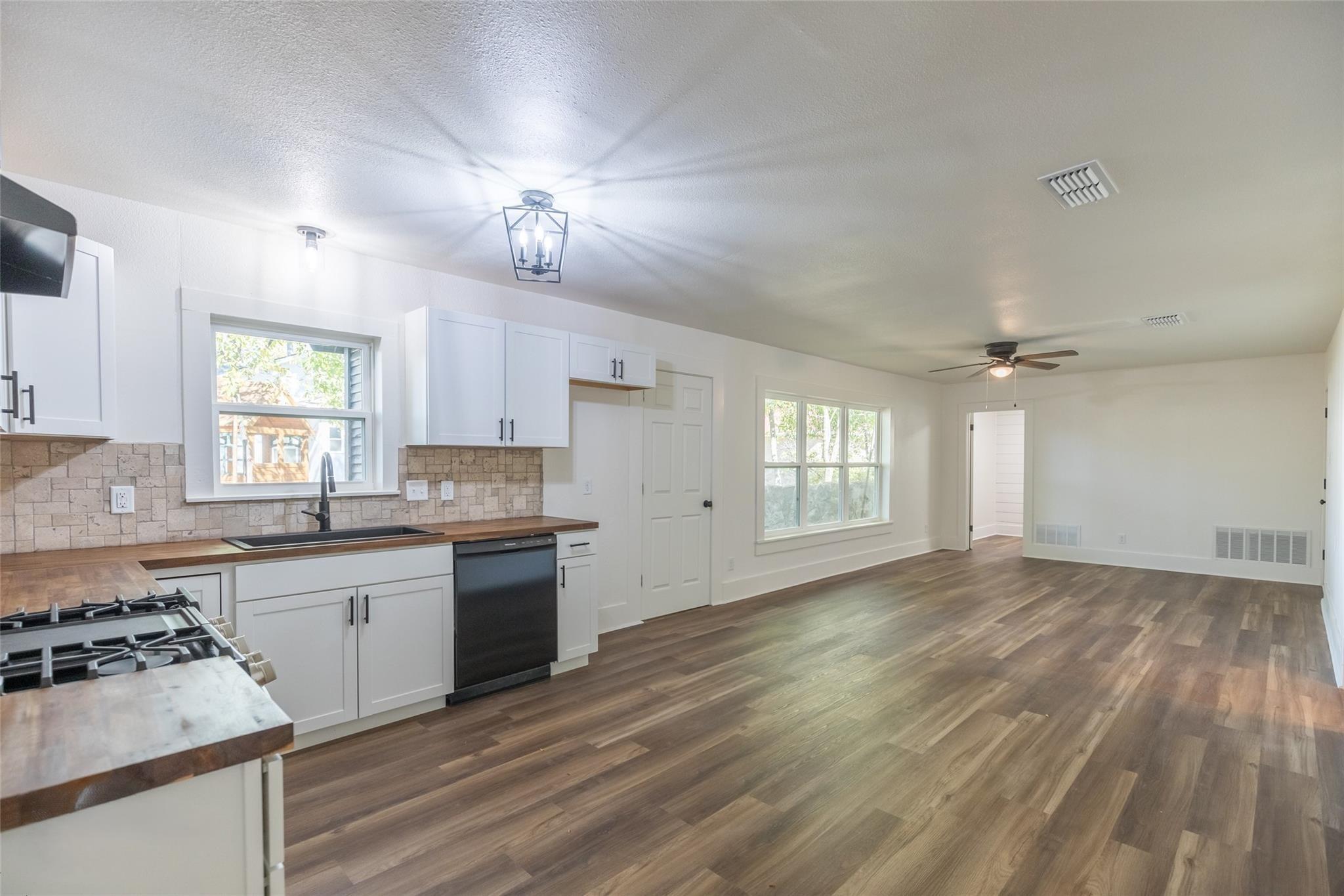 Highland Ave, Abilene, TX 79605