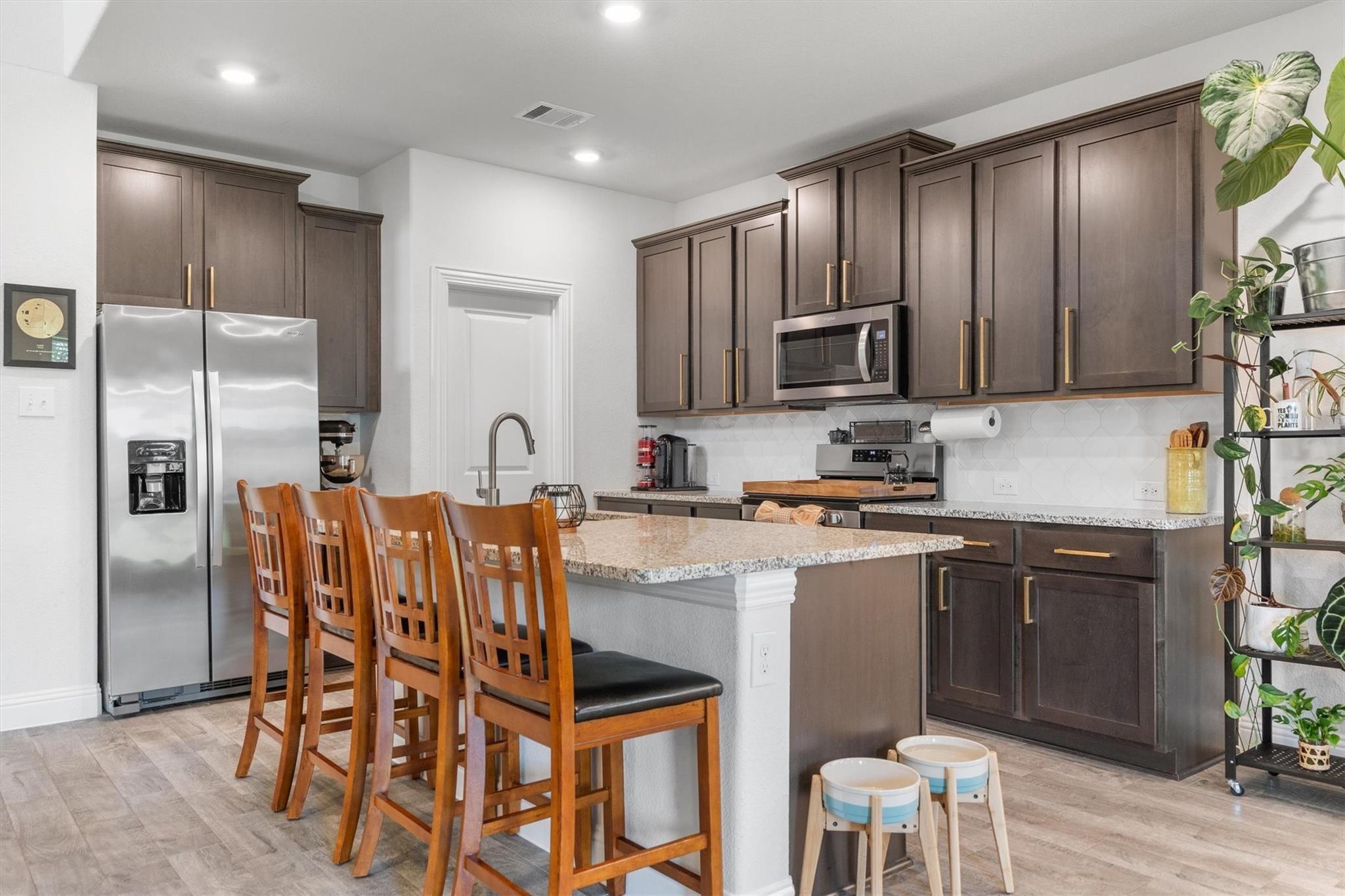 Glover Ln, Aubrey, TX 76227