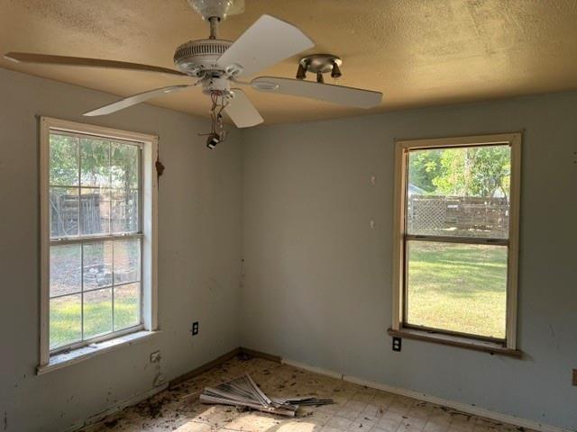 Ockley Dr, Shreveport, LA 71105
