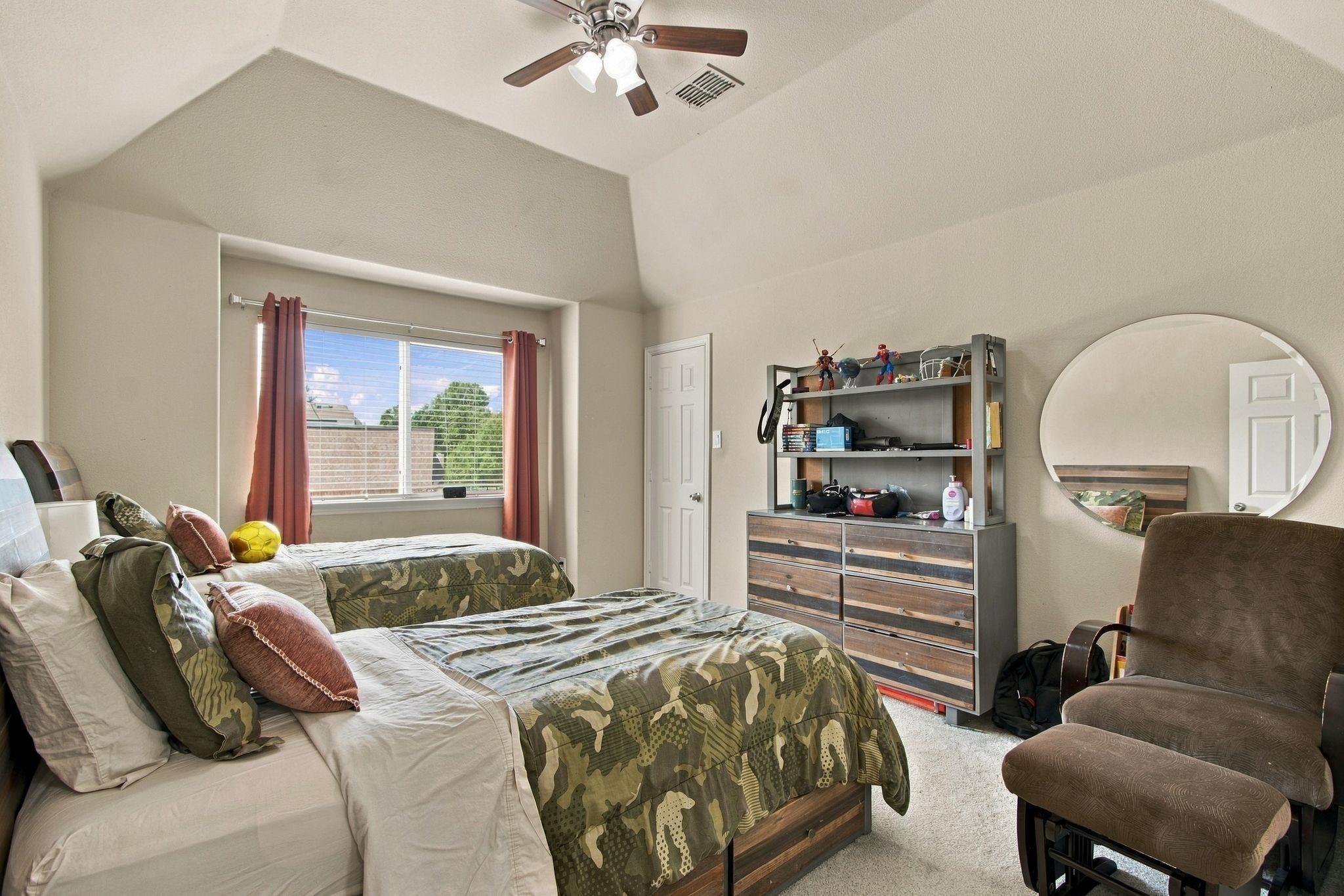 Paradise Cv, Denton, TX 76208