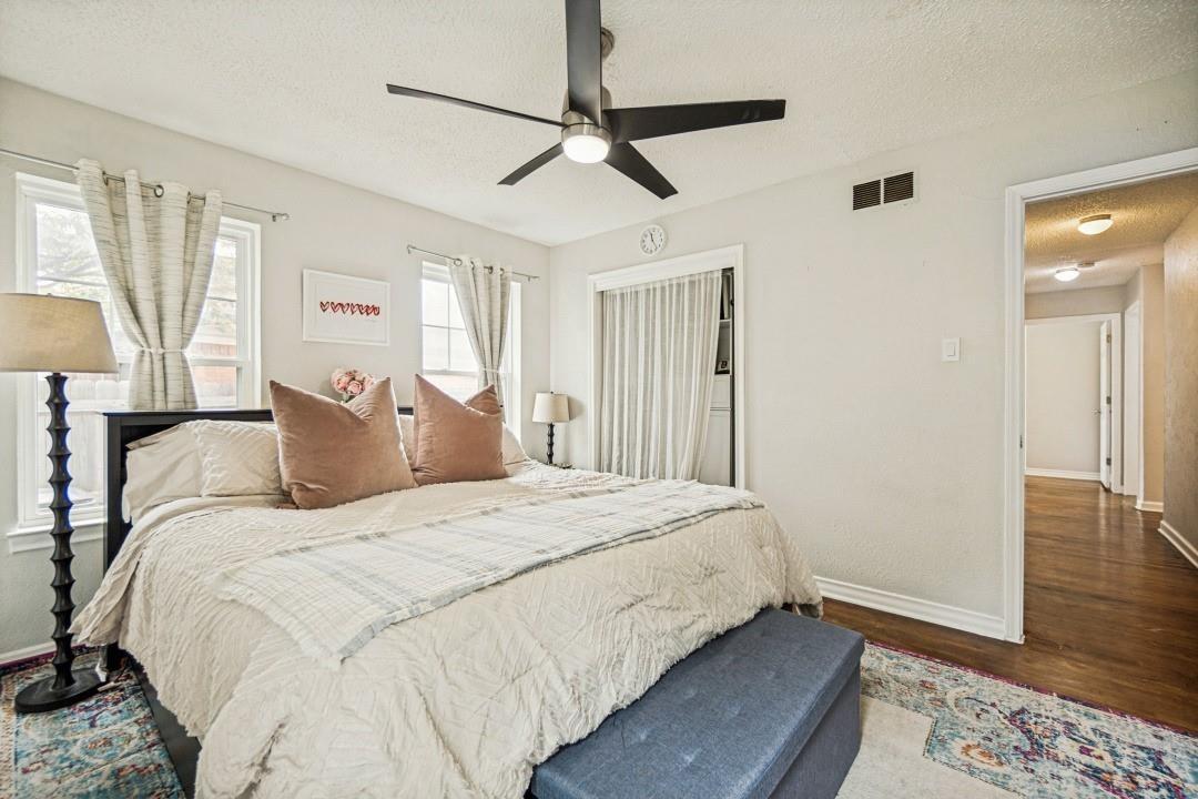 San Medina Ave, Dallas, TX 75228
