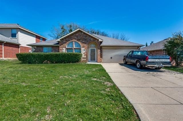 Cancun Dr, Mansfield, TX 76063