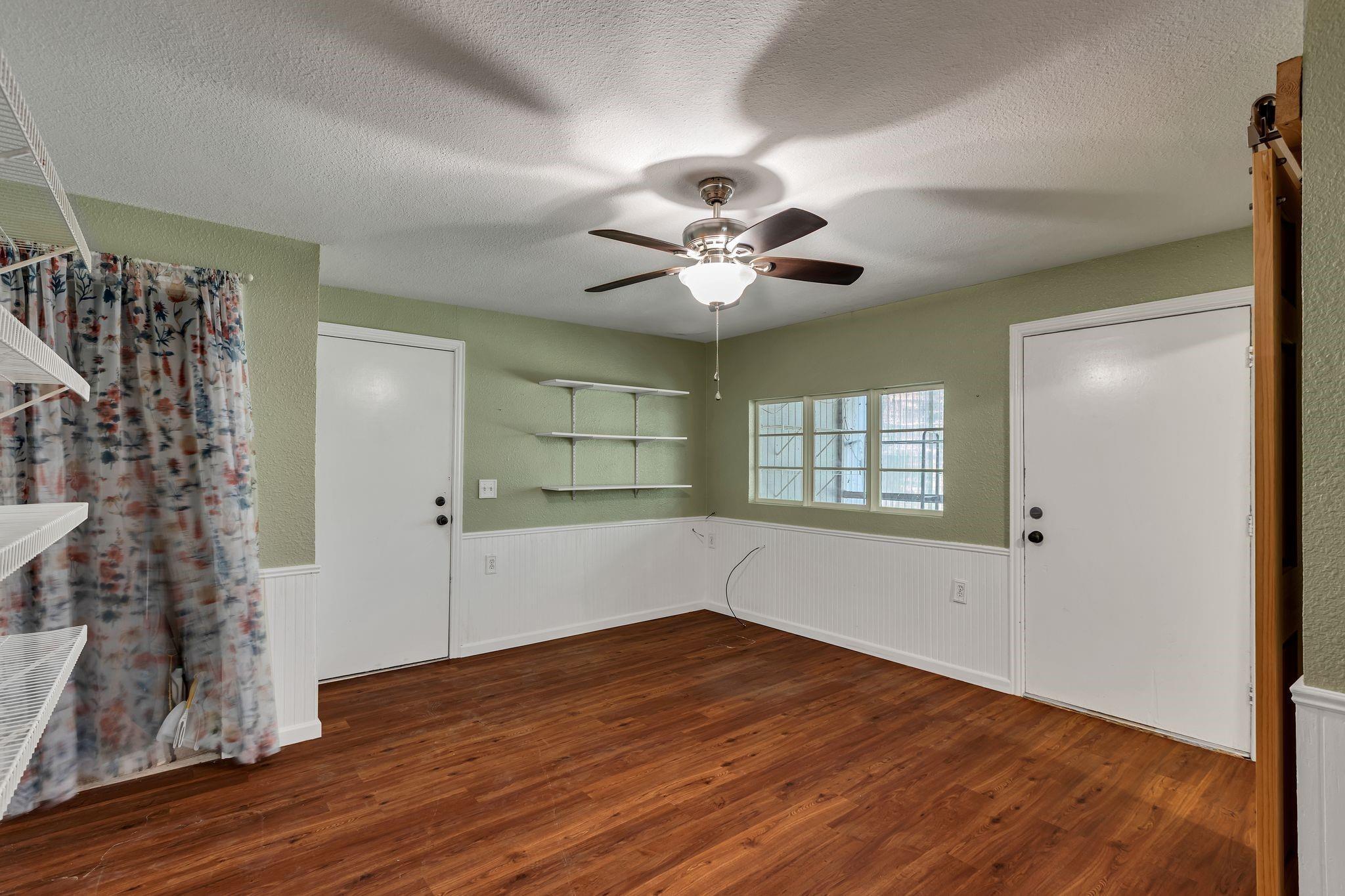 Cedarcrest Dr, Tool, TX 75143