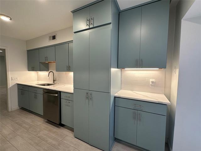Meadow Park Dr, Dallas, TX 75230