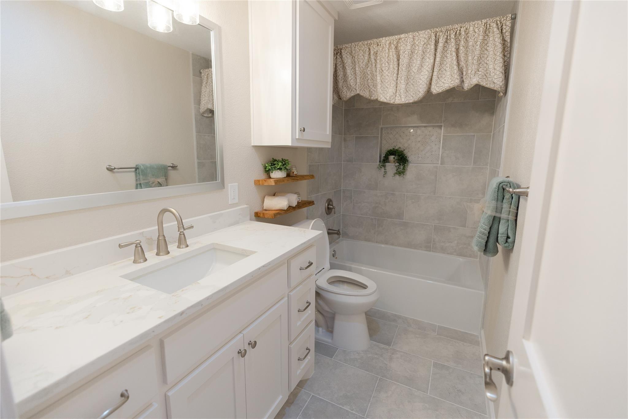 Simmons Dr, Coppell, TX 75019